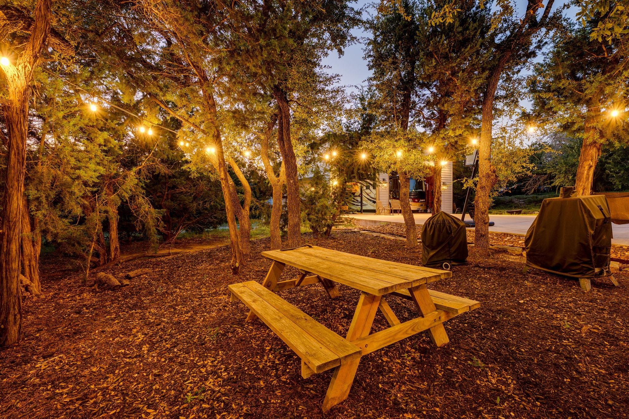 295 Toro Pass, Wimberley, TX 78676