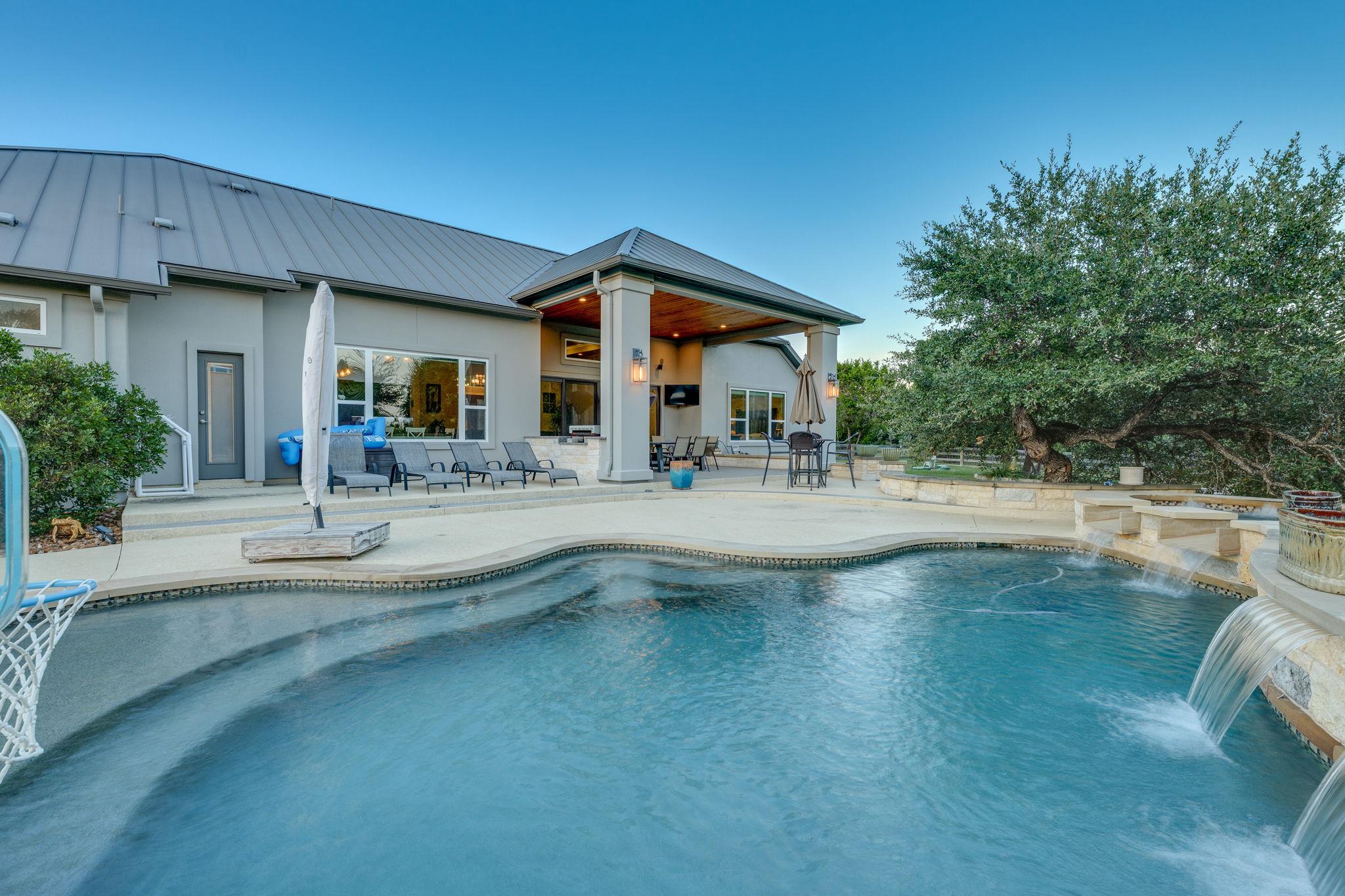 295 Toro Pass, Wimberley, TX 78676