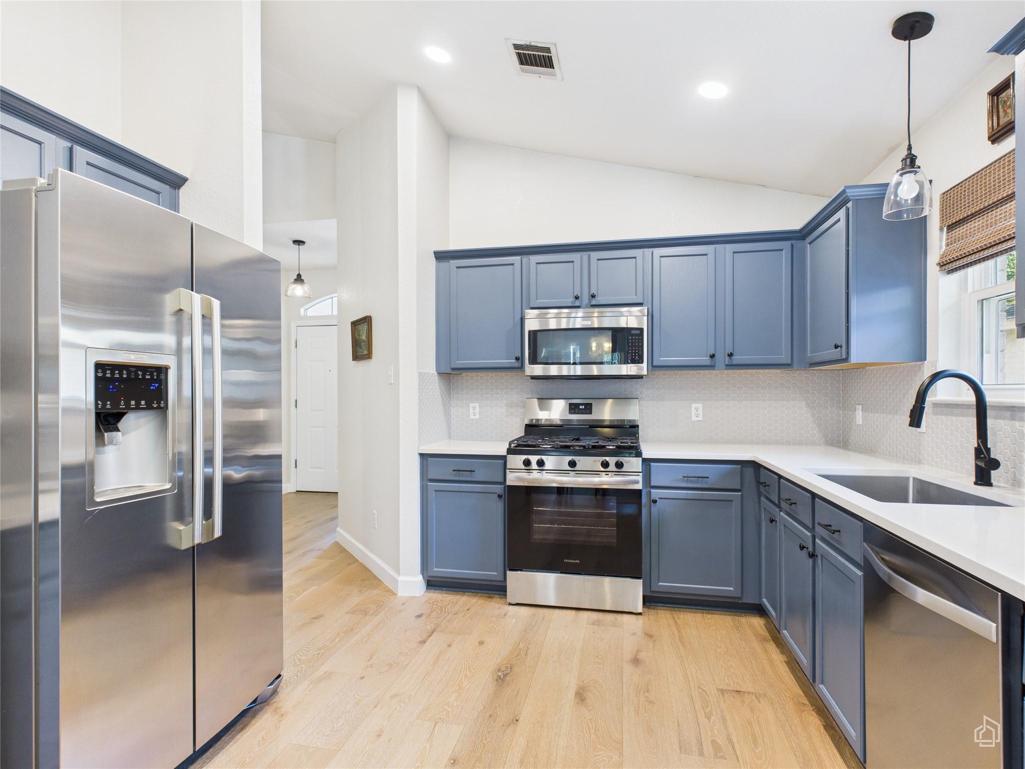 4309 Companeros Way, Austin, TX 78749