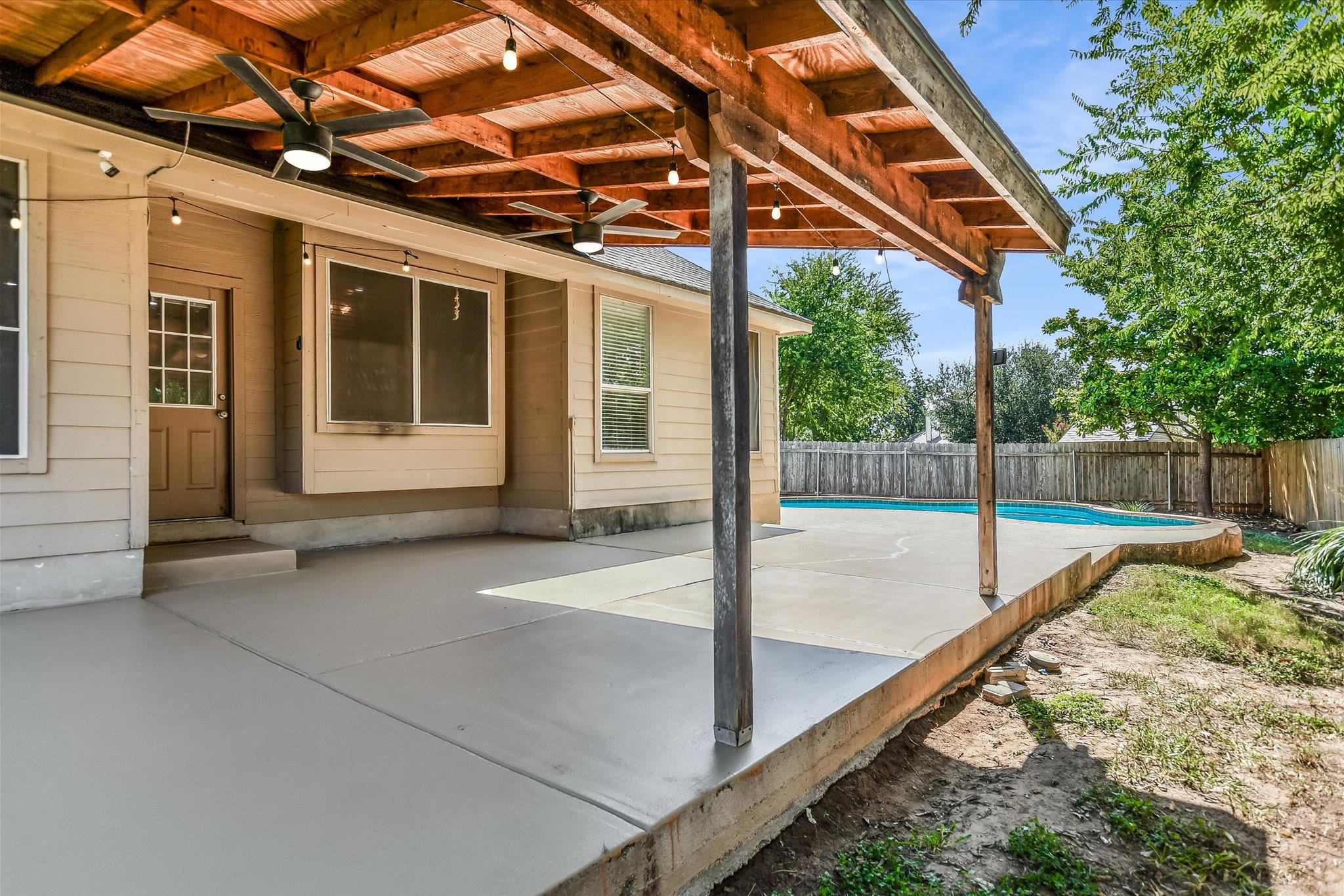 2304 Miramar Cv, Round Rock, TX 78665