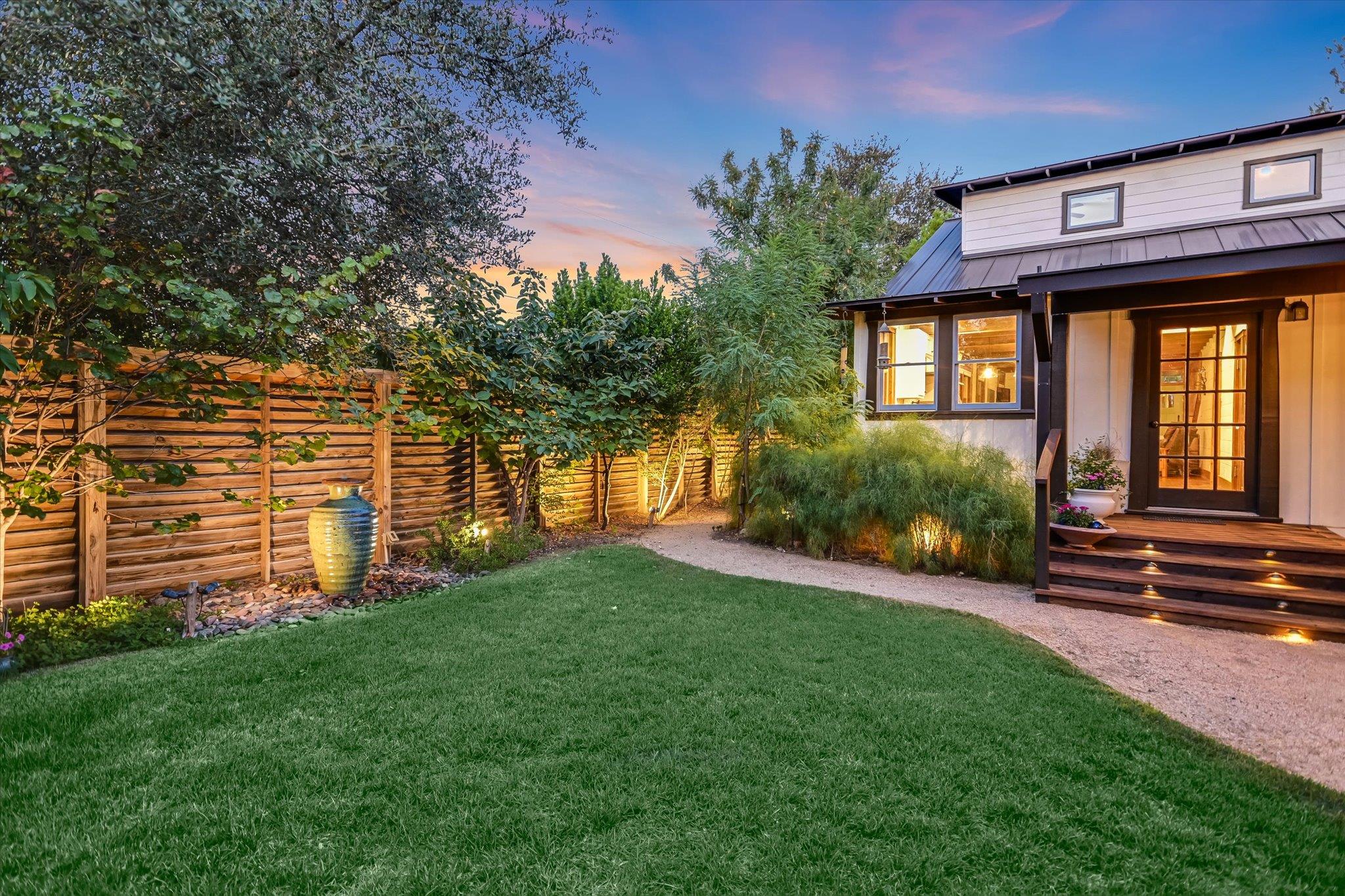 5412 Aurora Dr, Austin, TX 78756