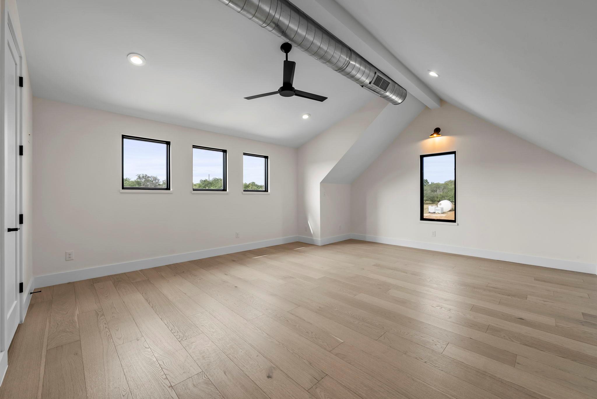 1419 Likeness Rd, Spicewood, TX 78669