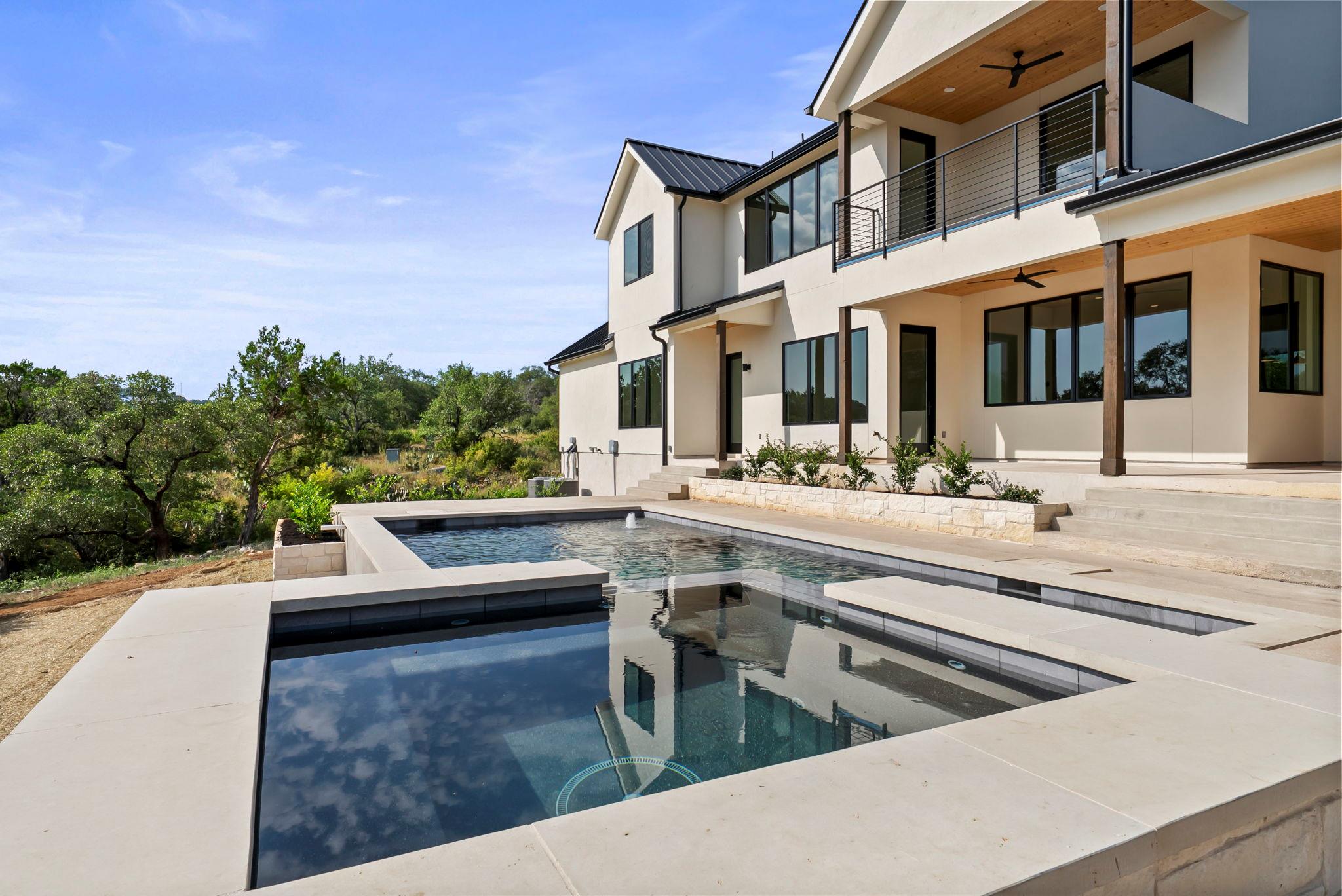 1419 Likeness Rd, Spicewood, TX 78669