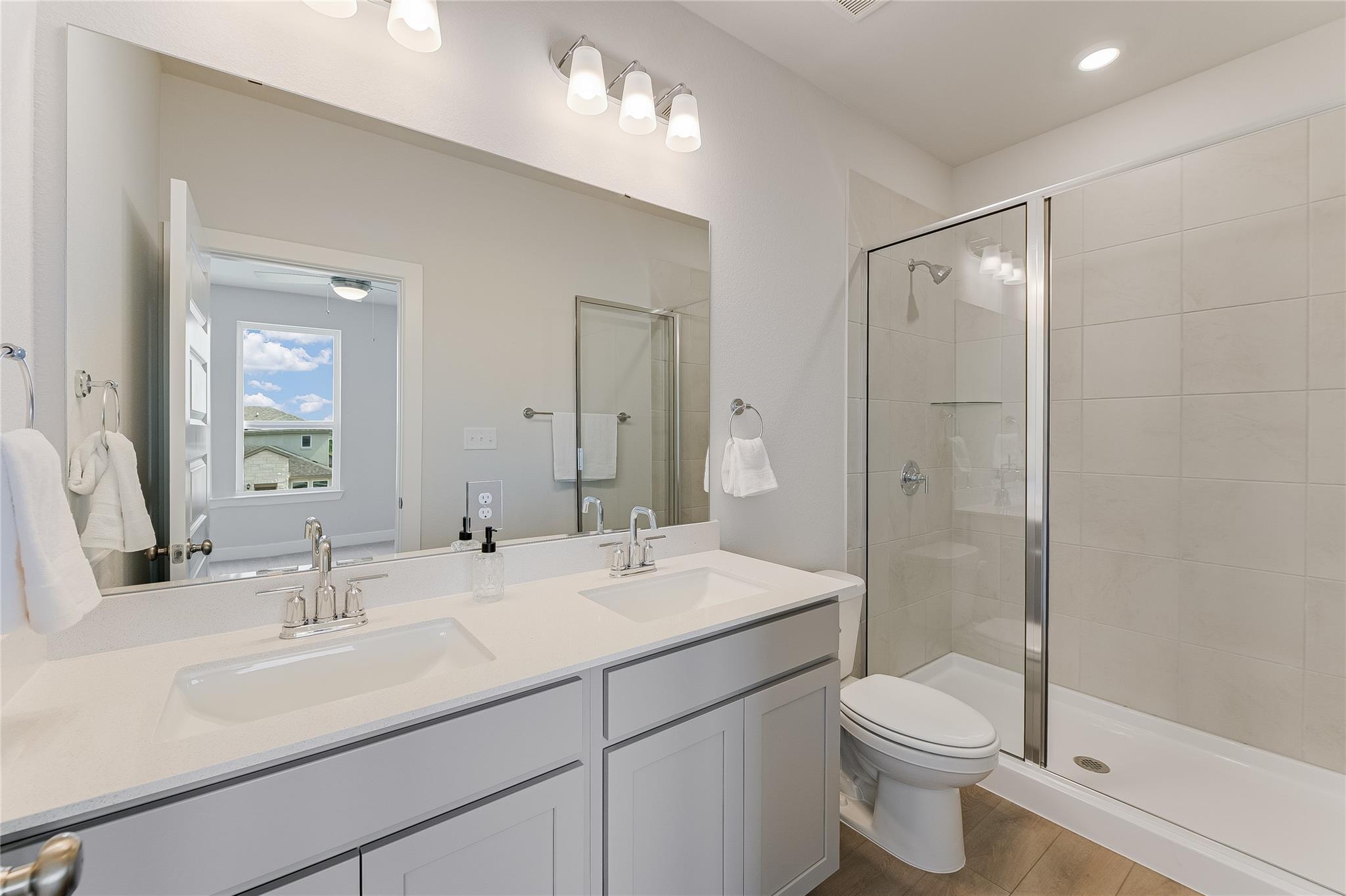 529 Emory Crossing Blvd, Hutto, TX 78634