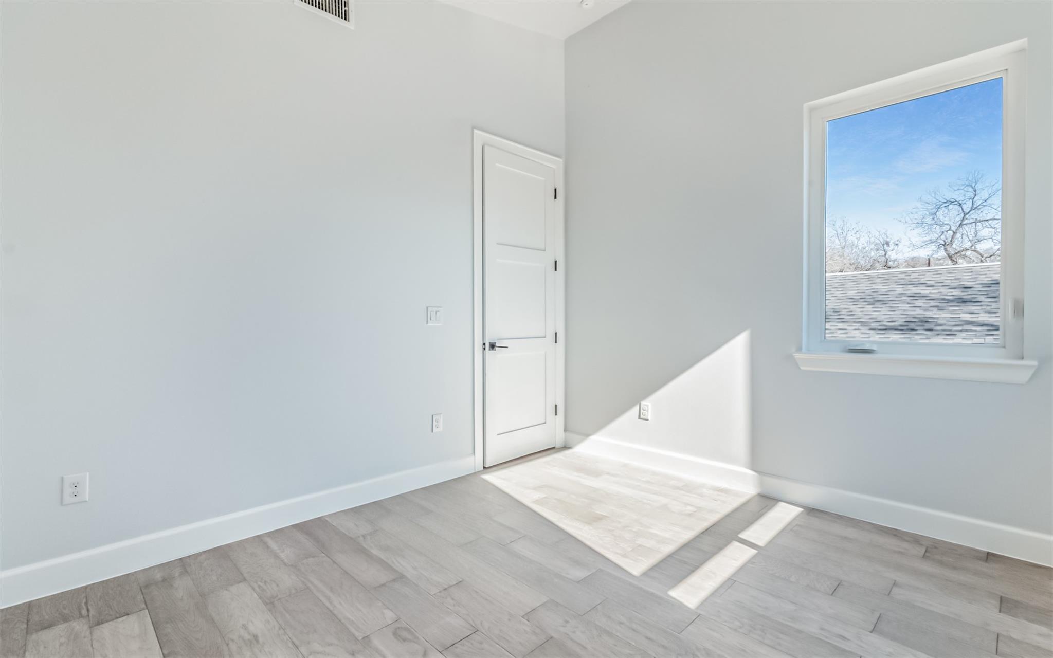 1130 Spur St # A, Austin, TX 78721