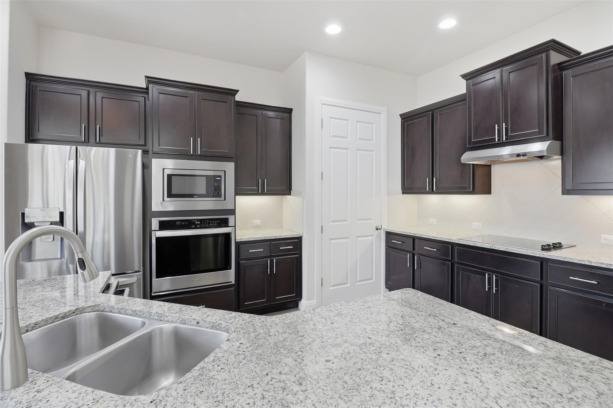 108 Gemstone, Horseshoe Bay, TX 78657