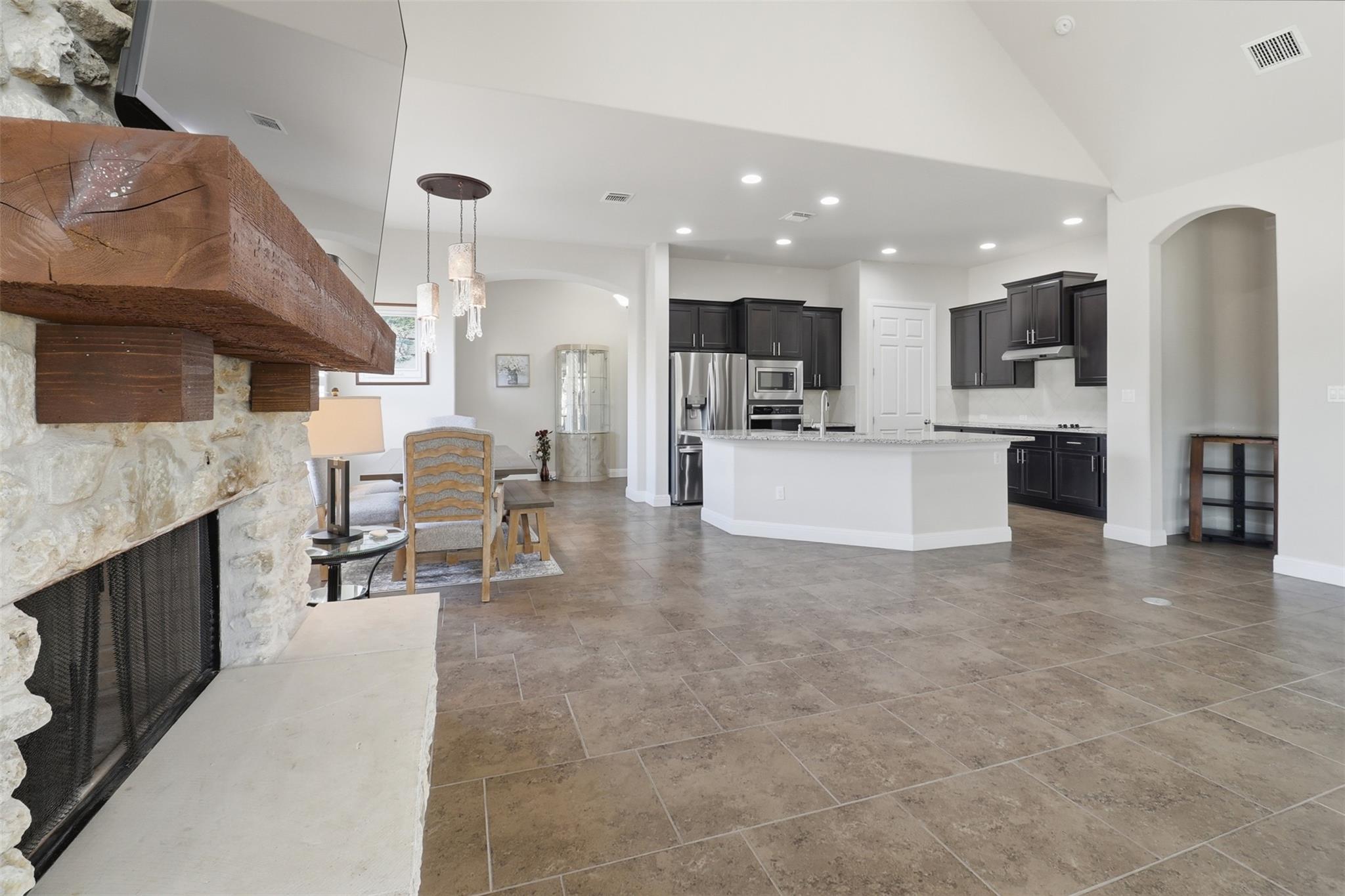 108 Gemstone, Horseshoe Bay, TX 78657