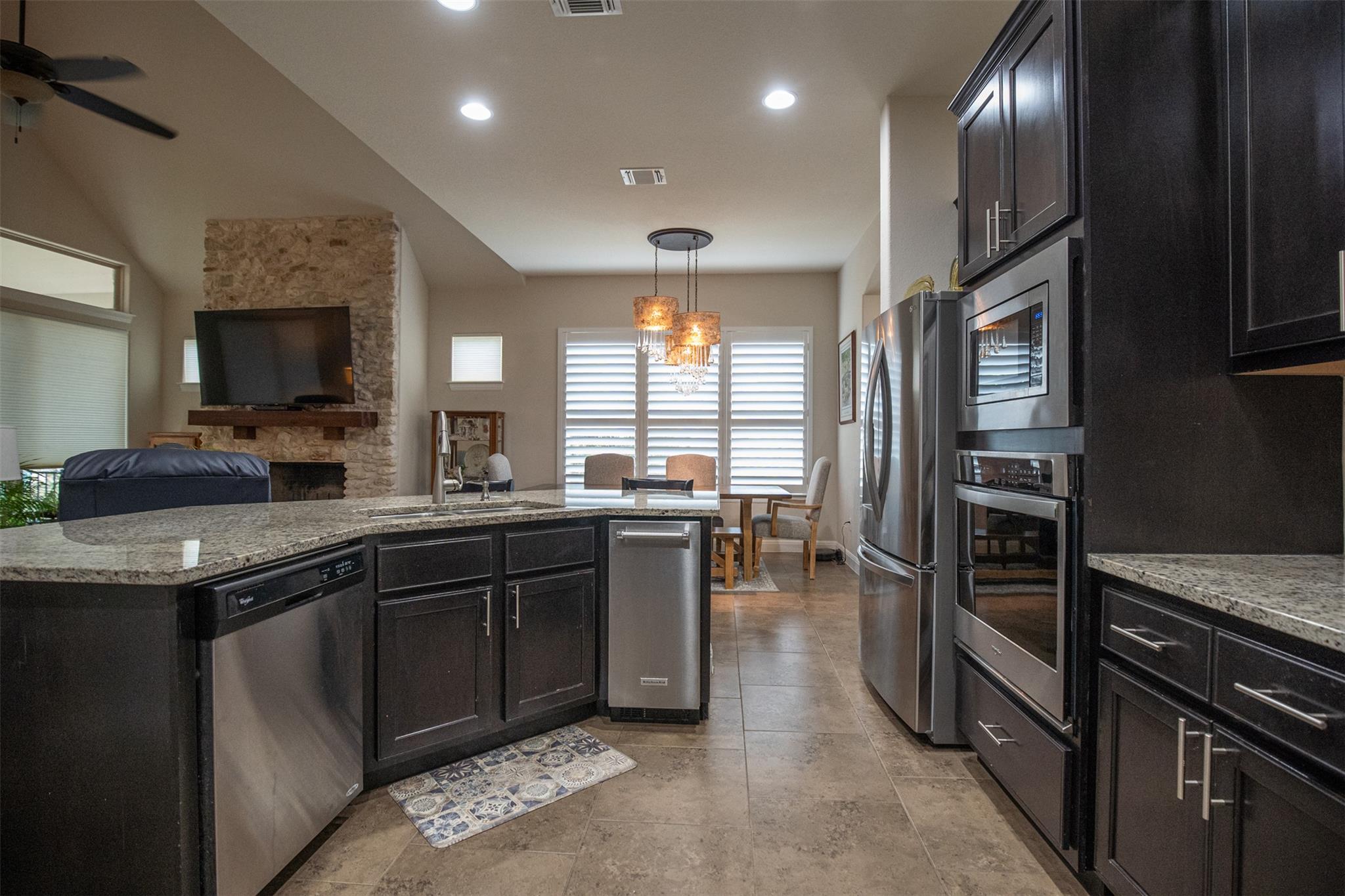 108 Gemstone, Horseshoe Bay, TX 78657