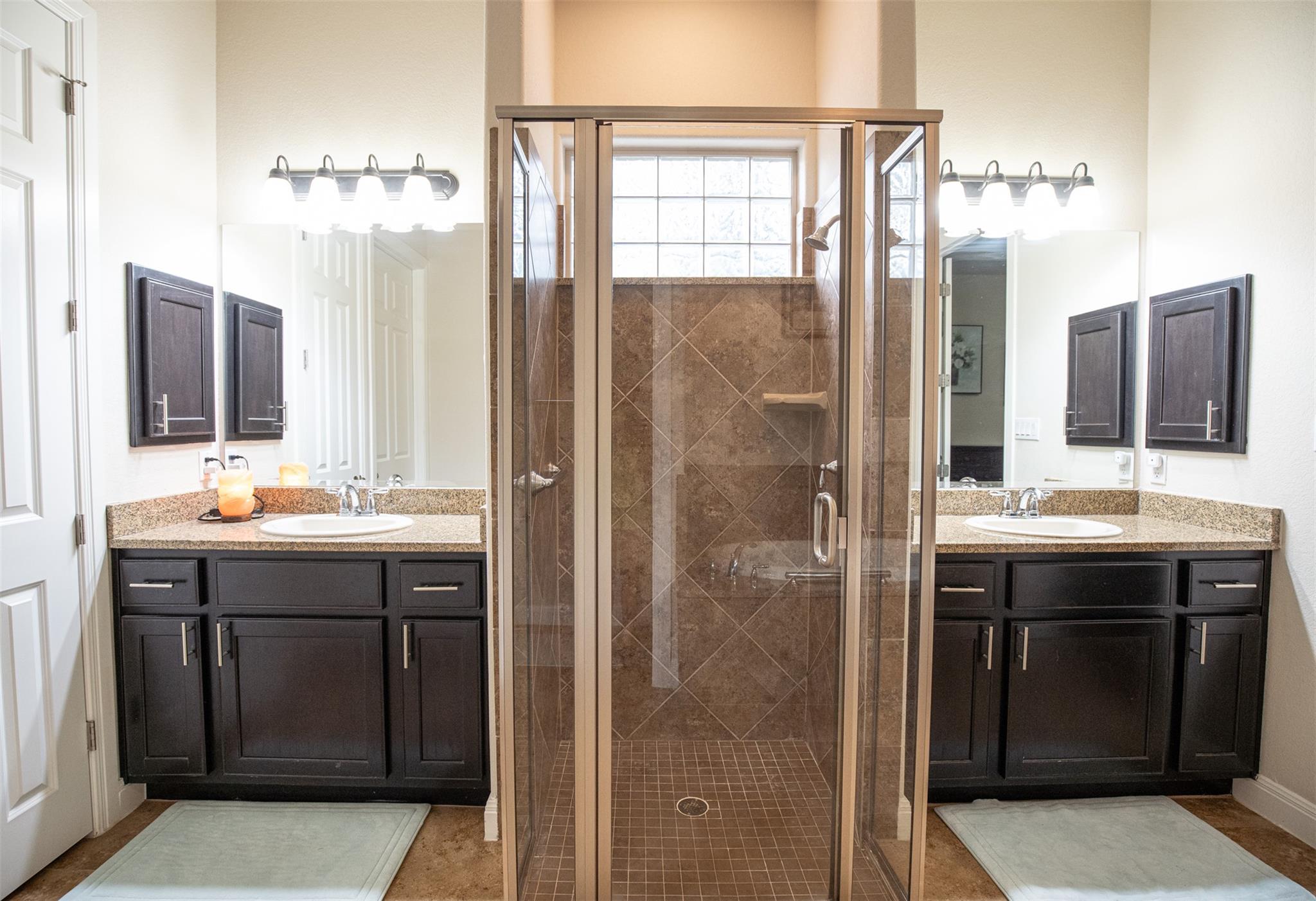 108 Gemstone, Horseshoe Bay, TX 78657