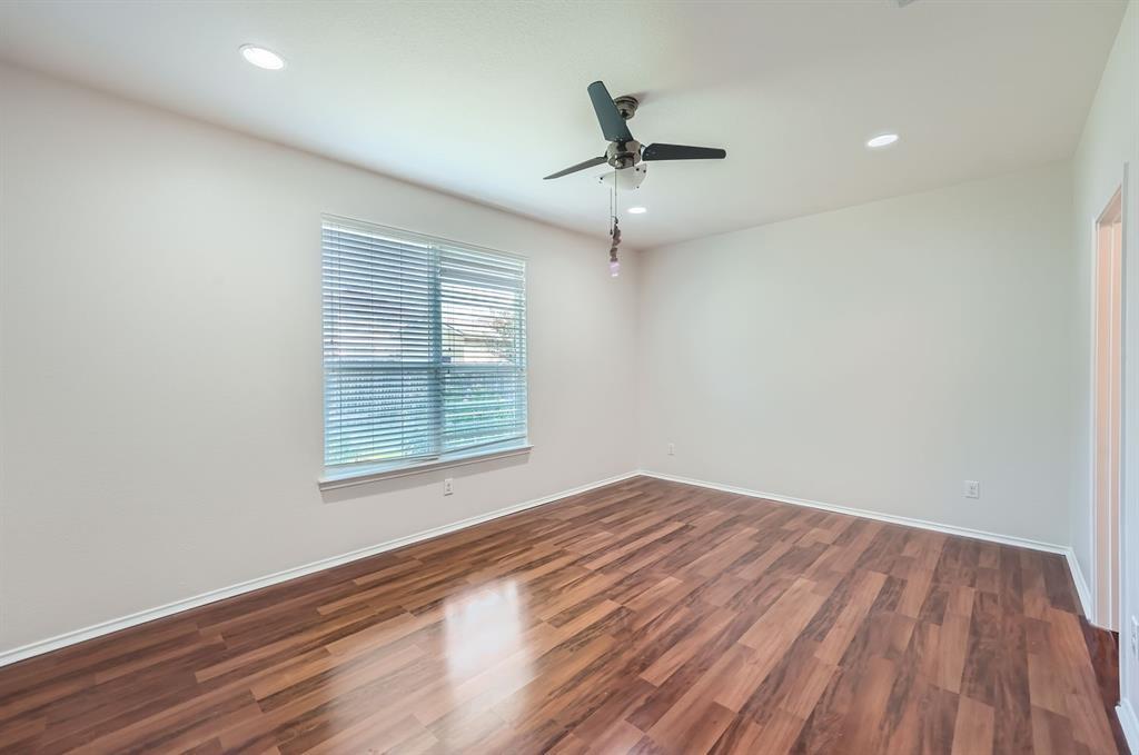 1100 Hyde Park Dr, Round Rock, TX 78665