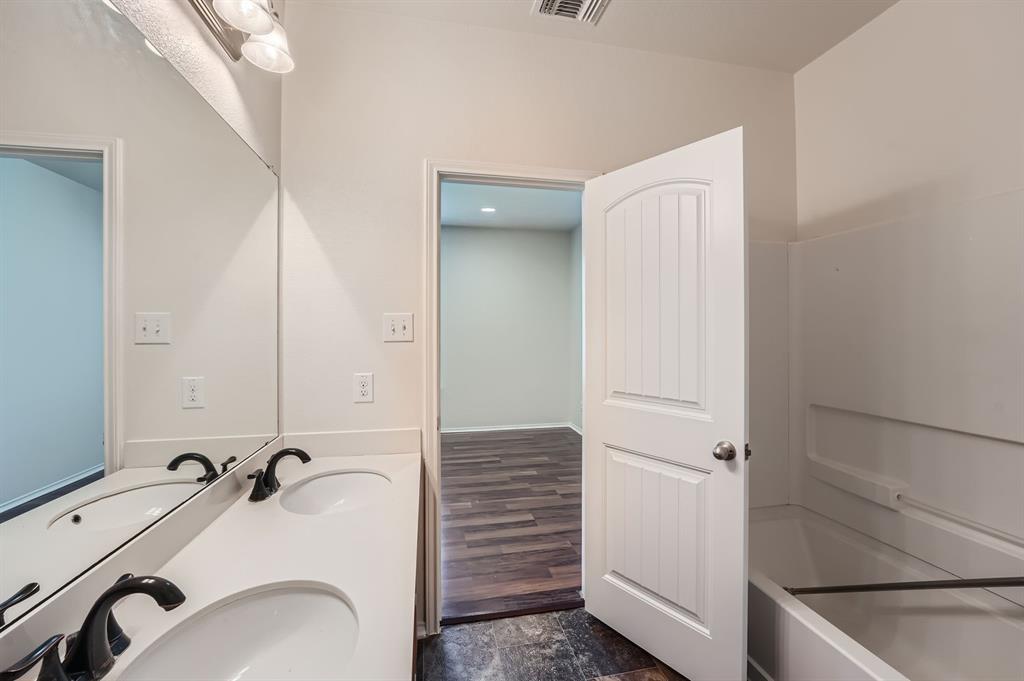 1100 Hyde Park Dr, Round Rock, TX 78665