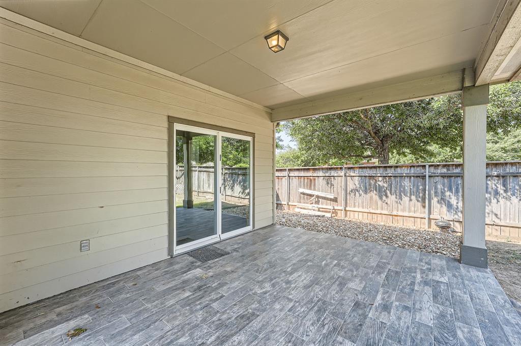 1100 Hyde Park Dr, Round Rock, TX 78665