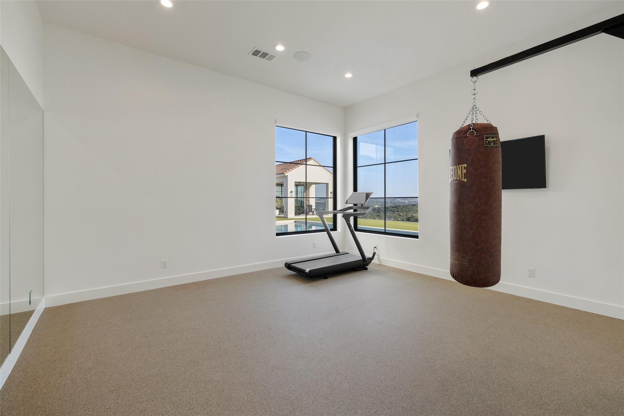 1716 Windy Walk Cv, Spicewood, TX 78669