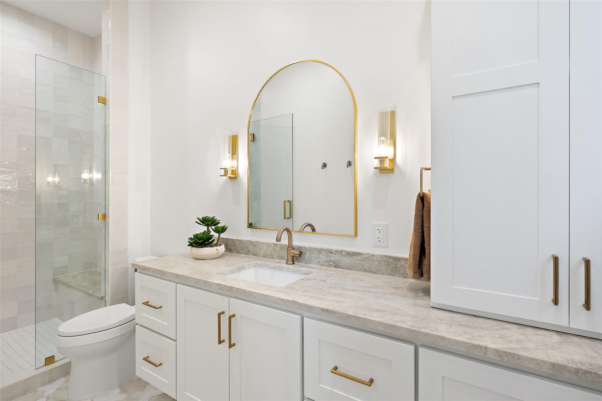 1716 Windy Walk Cv, Spicewood, TX 78669