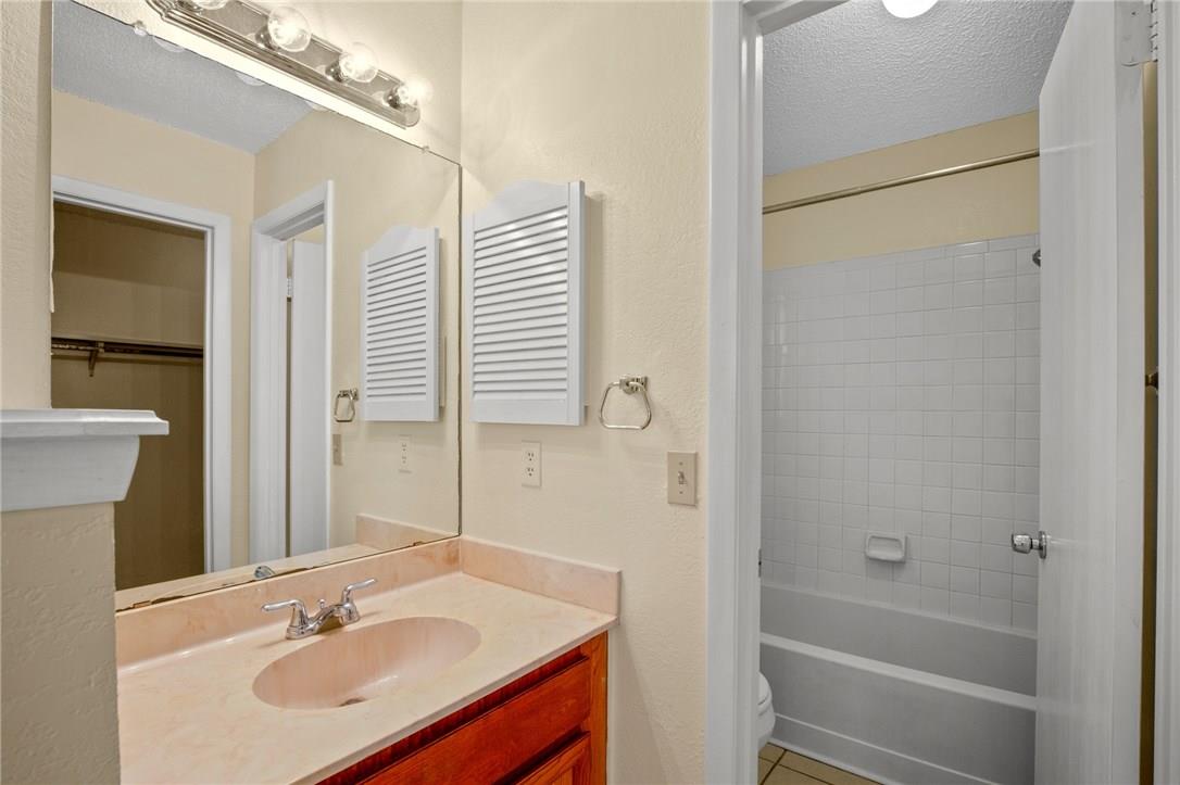 12213 Tyson Cv # B, Austin, TX 78758