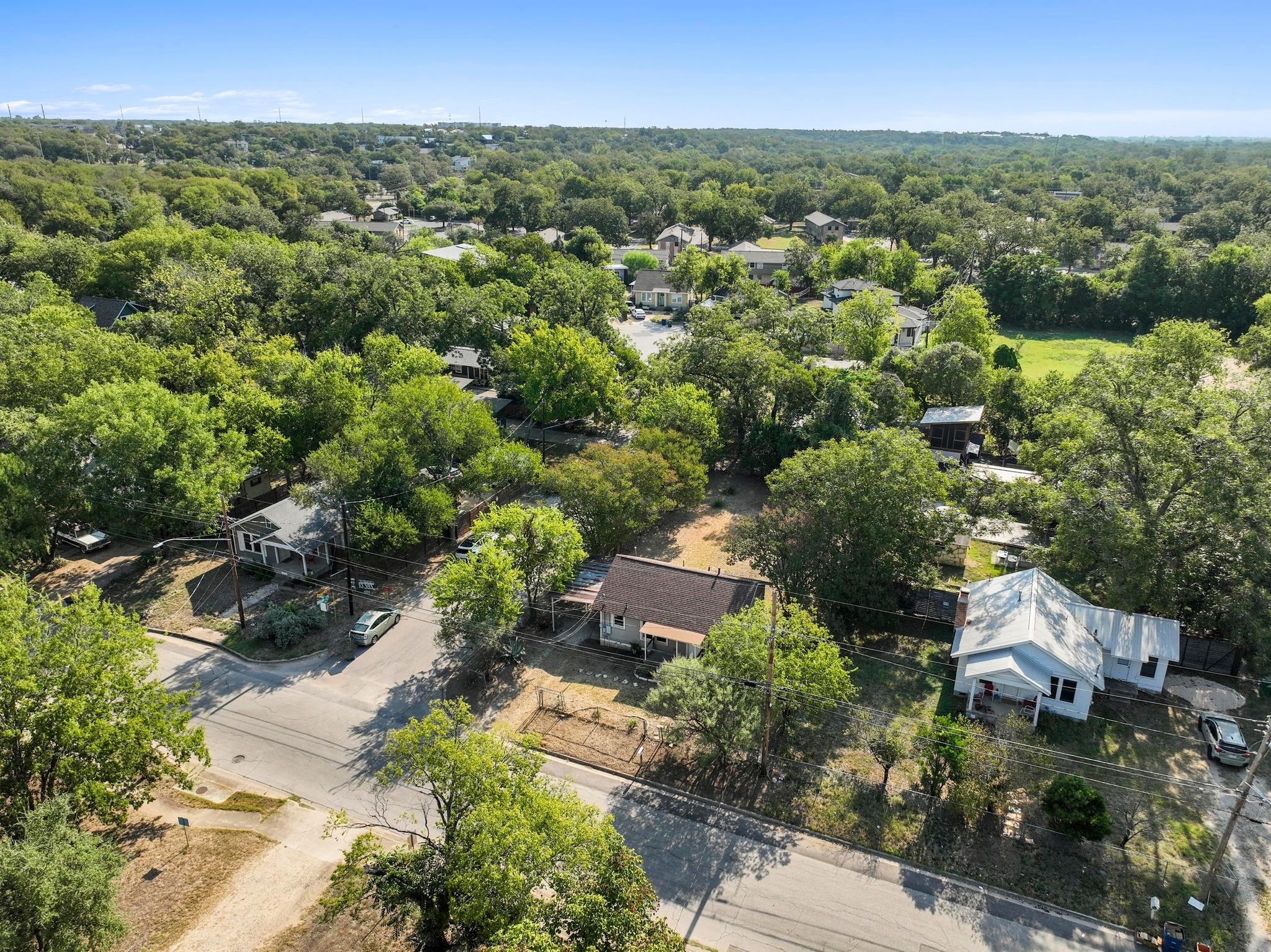 1147 Gunter St, Austin, TX 78721