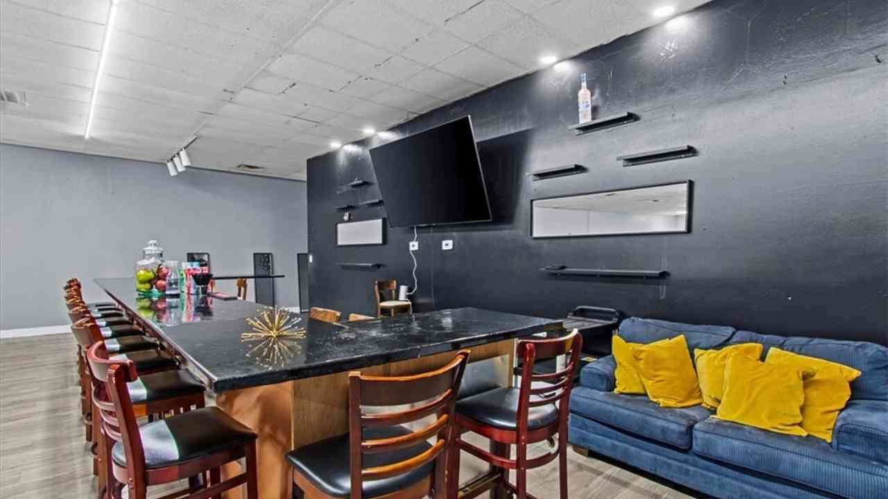 312 N 8th St, Killeen, TX 76541