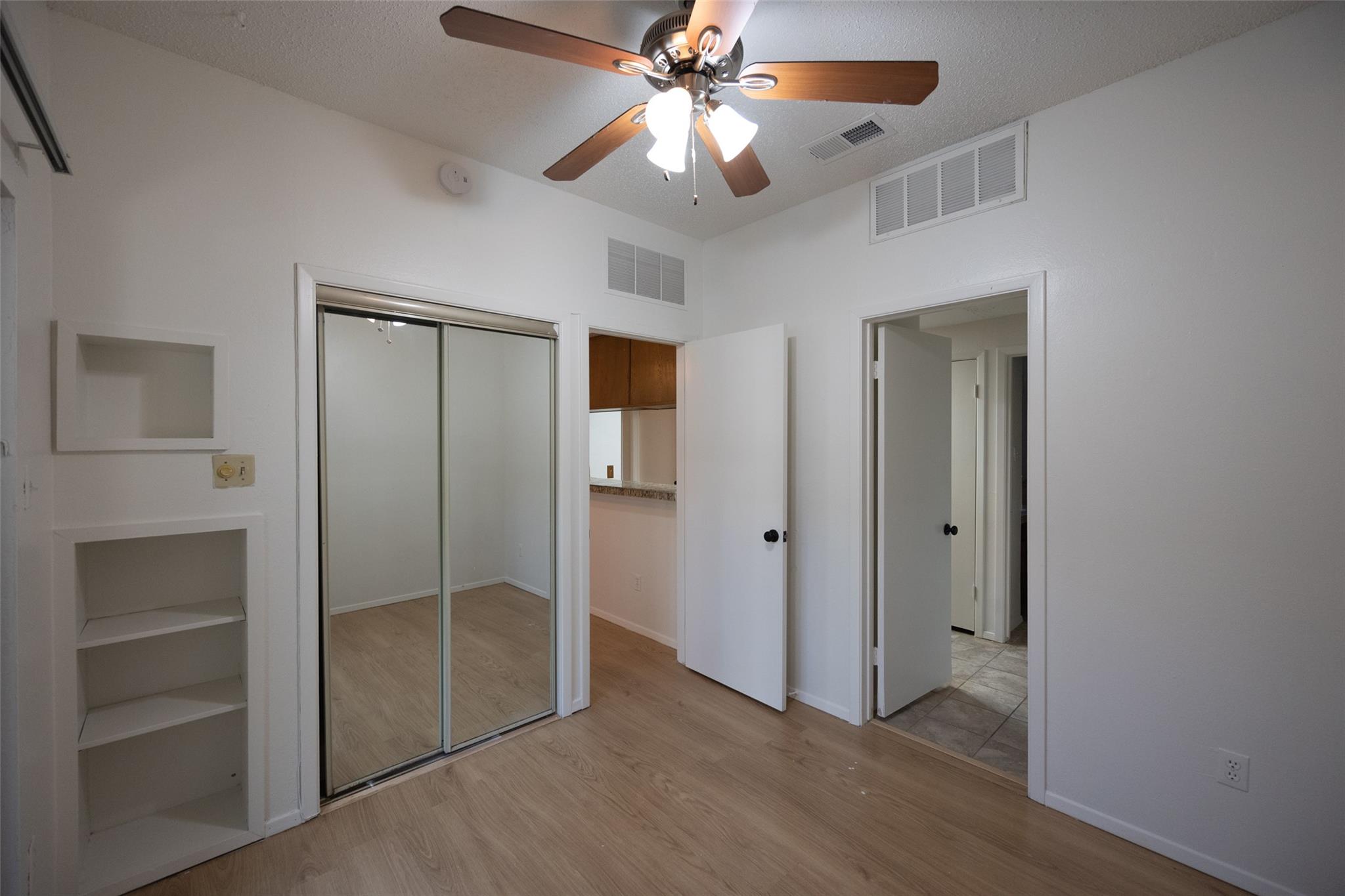 806 W 24 St # 207, Austin, TX 78705