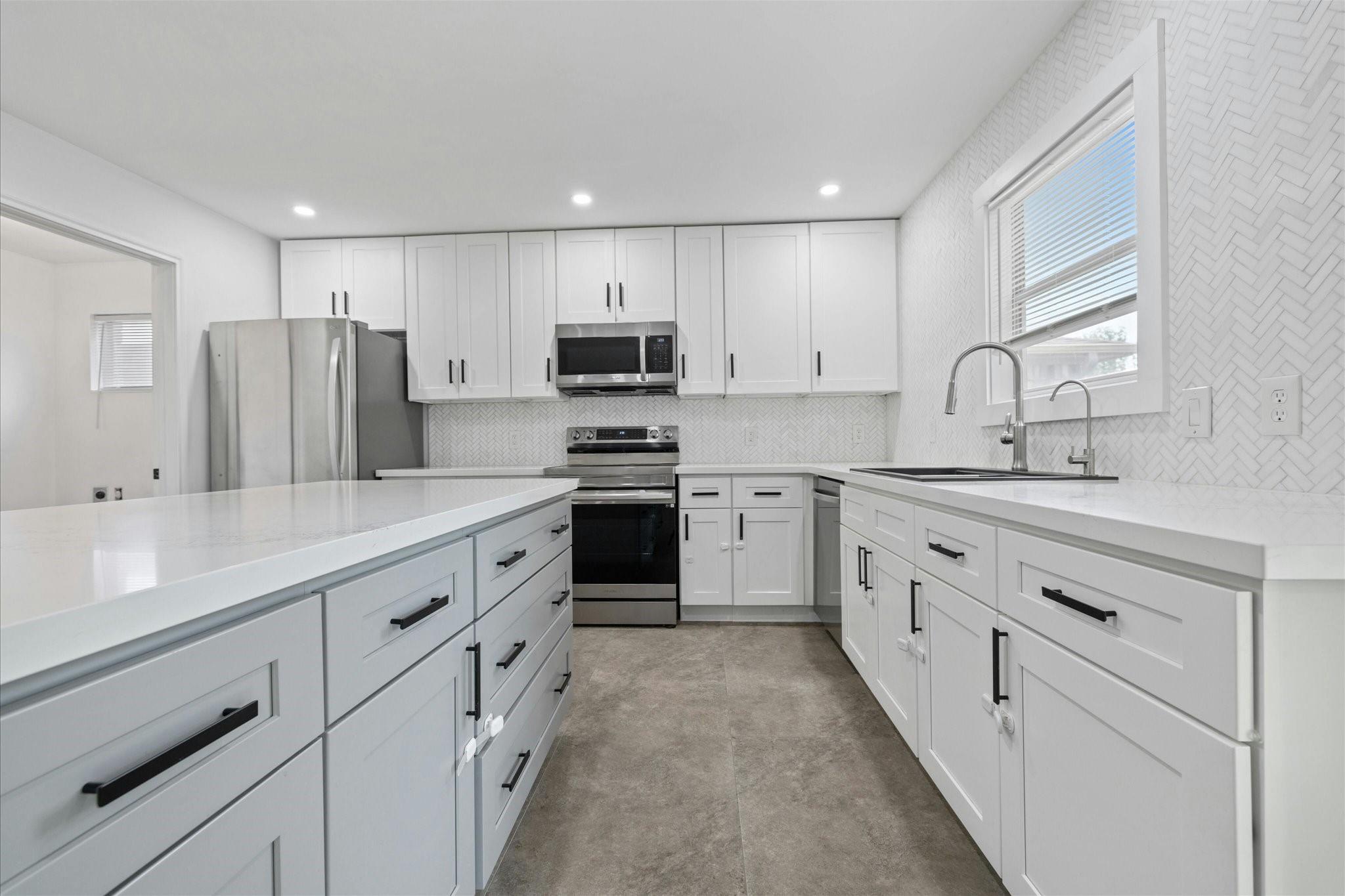 3809 Haleys Way, Round Rock, TX 78665