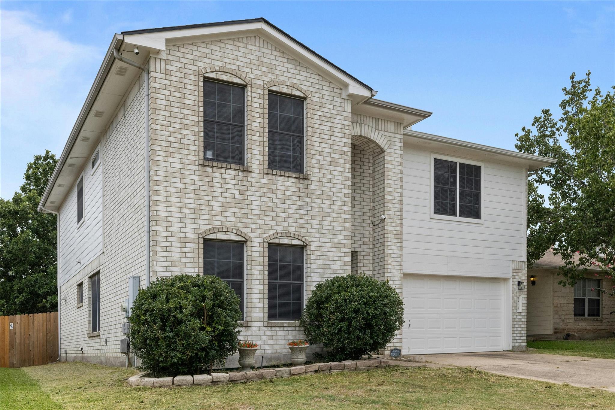 3809 Haleys Way, Round Rock, TX 78665