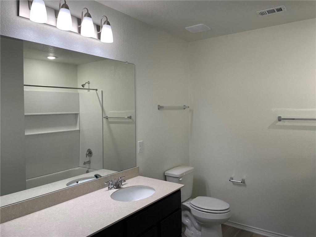 6421 Wagon Spring St, Del Valle, TX 78617