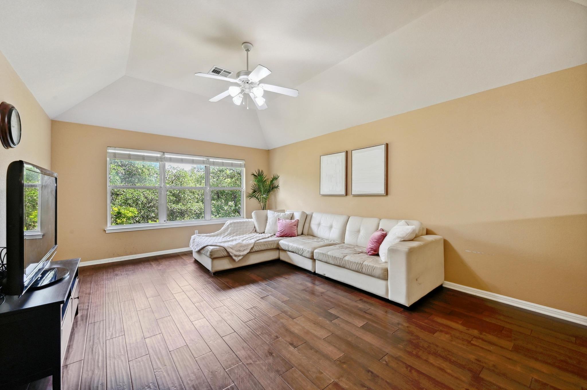 5717 Medicine Creek Crk, Austin, TX 78735