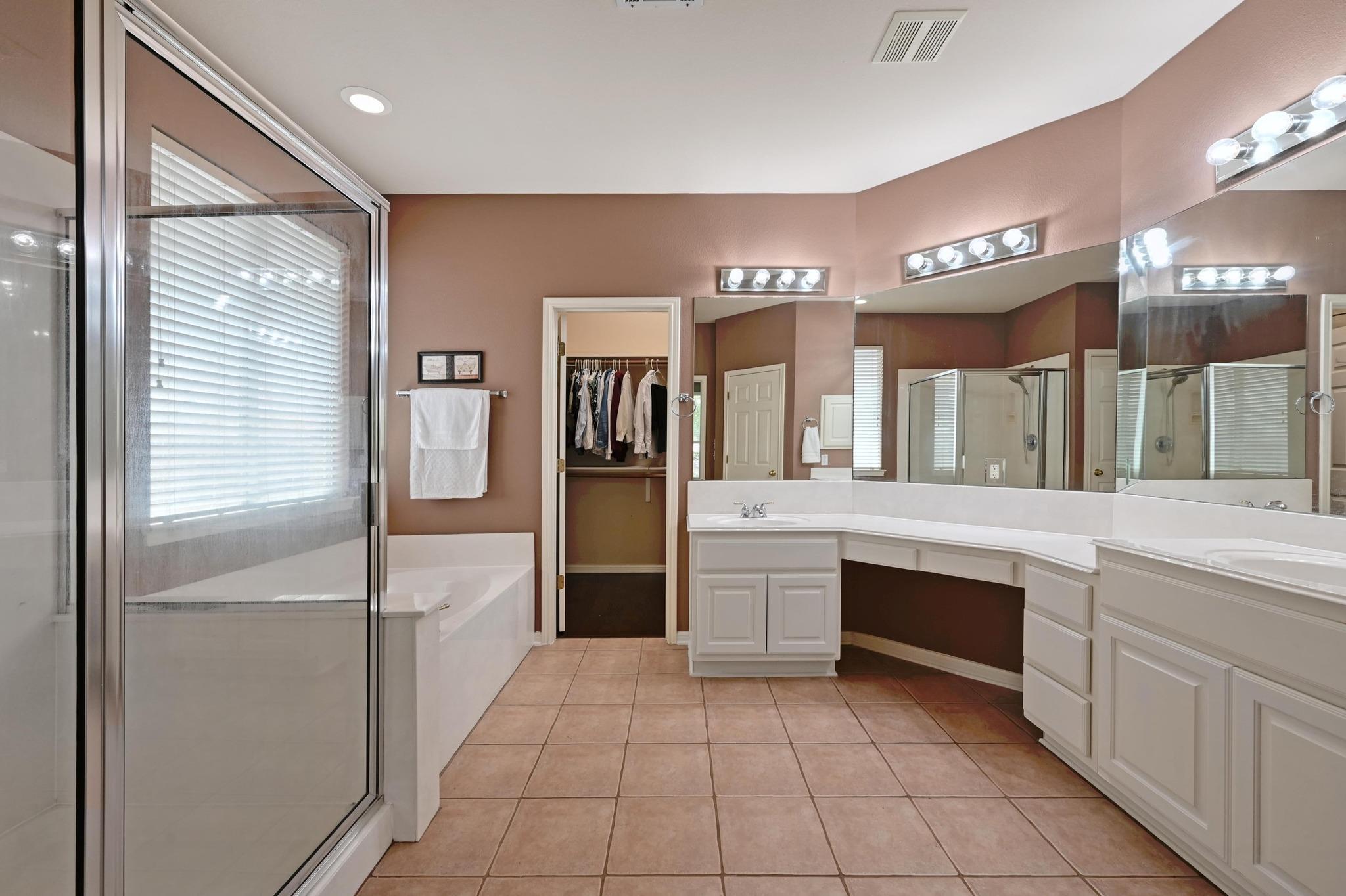 5717 Medicine Creek Crk, Austin, TX 78735