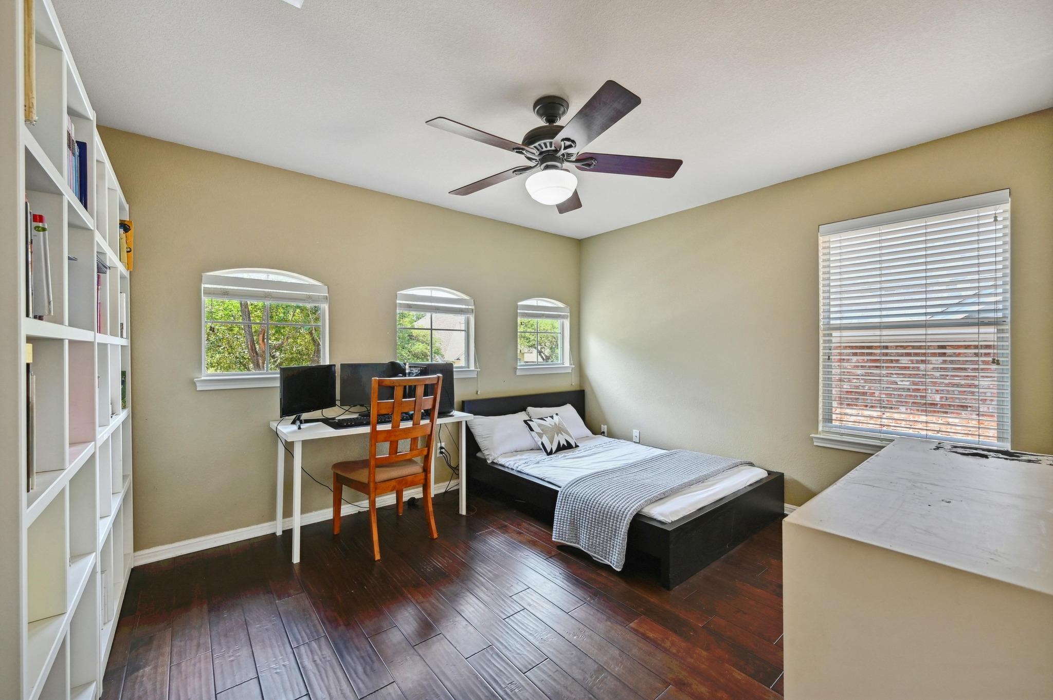 5717 Medicine Creek Crk, Austin, TX 78735