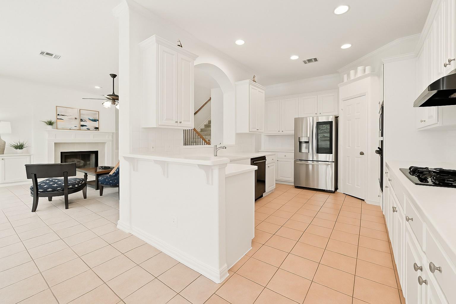 5717 Medicine Creek Crk, Austin, TX 78735