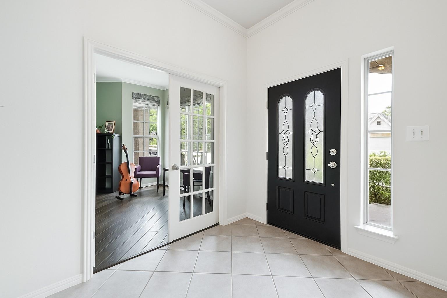 5717 Medicine Creek Crk, Austin, TX 78735