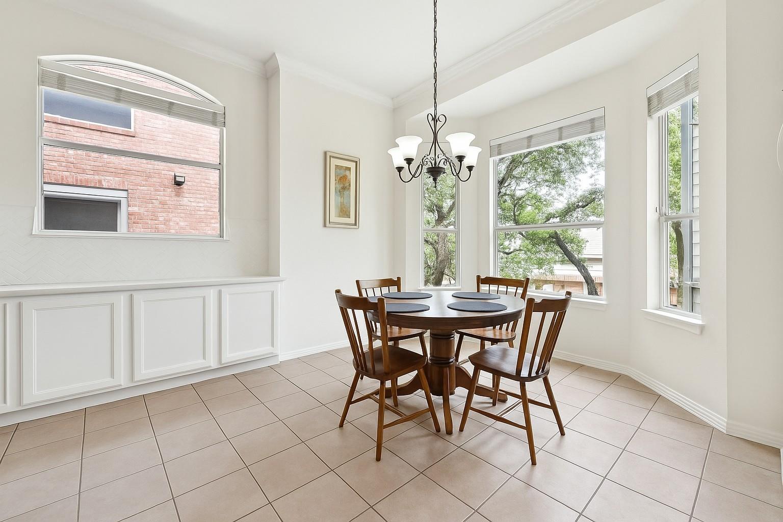 5717 Medicine Creek Crk, Austin, TX 78735