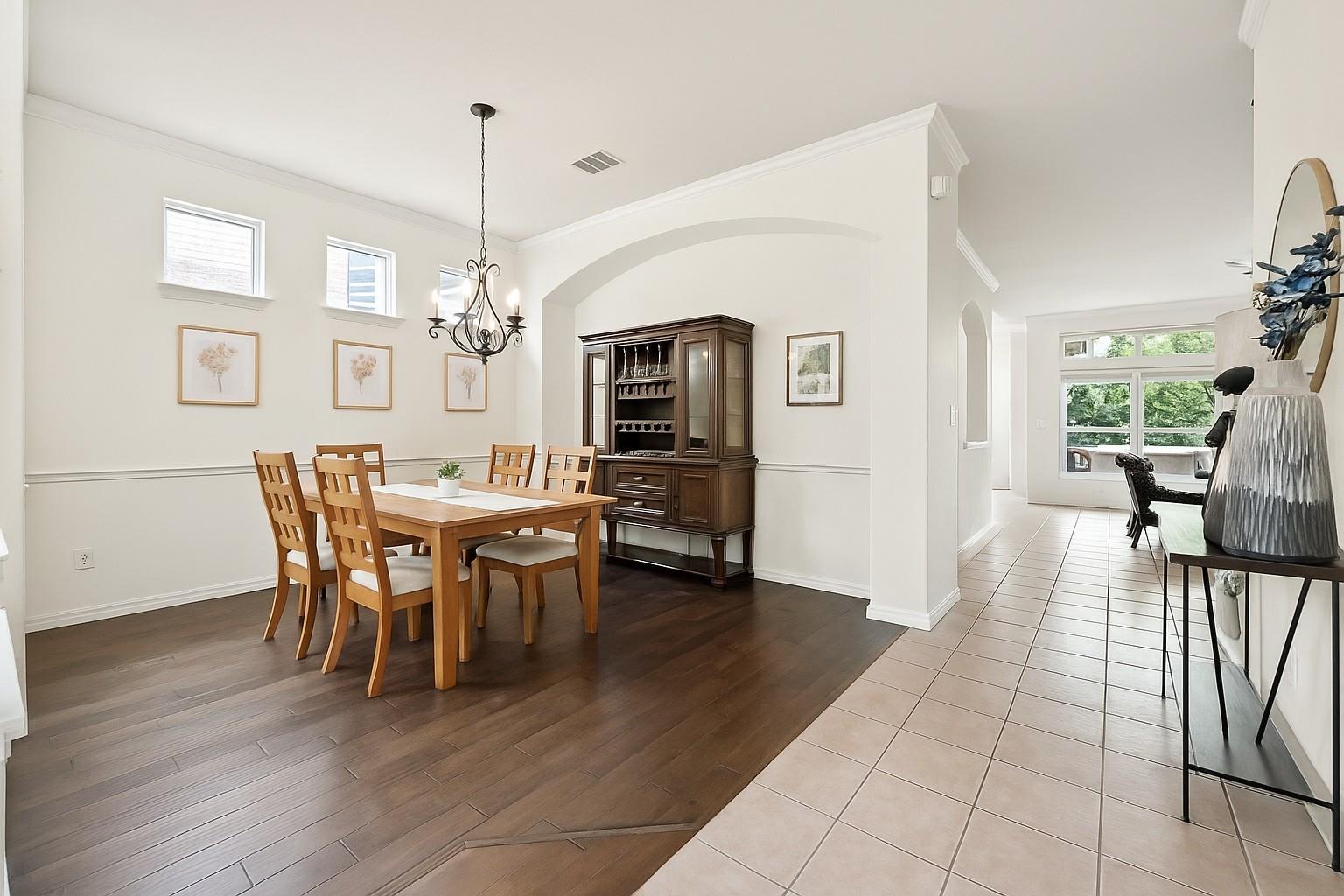 5717 Medicine Creek Crk, Austin, TX 78735