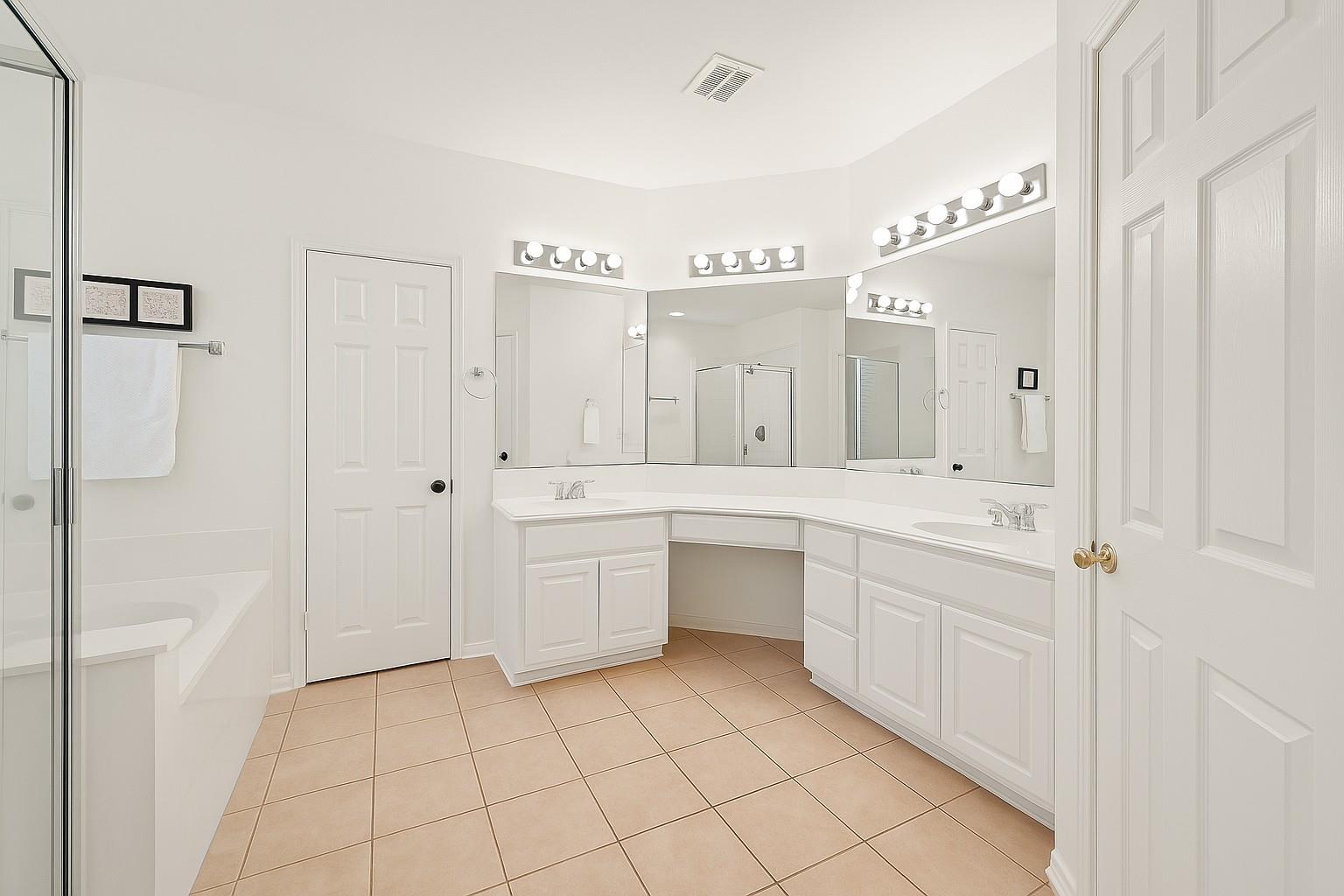 5717 Medicine Creek Crk, Austin, TX 78735