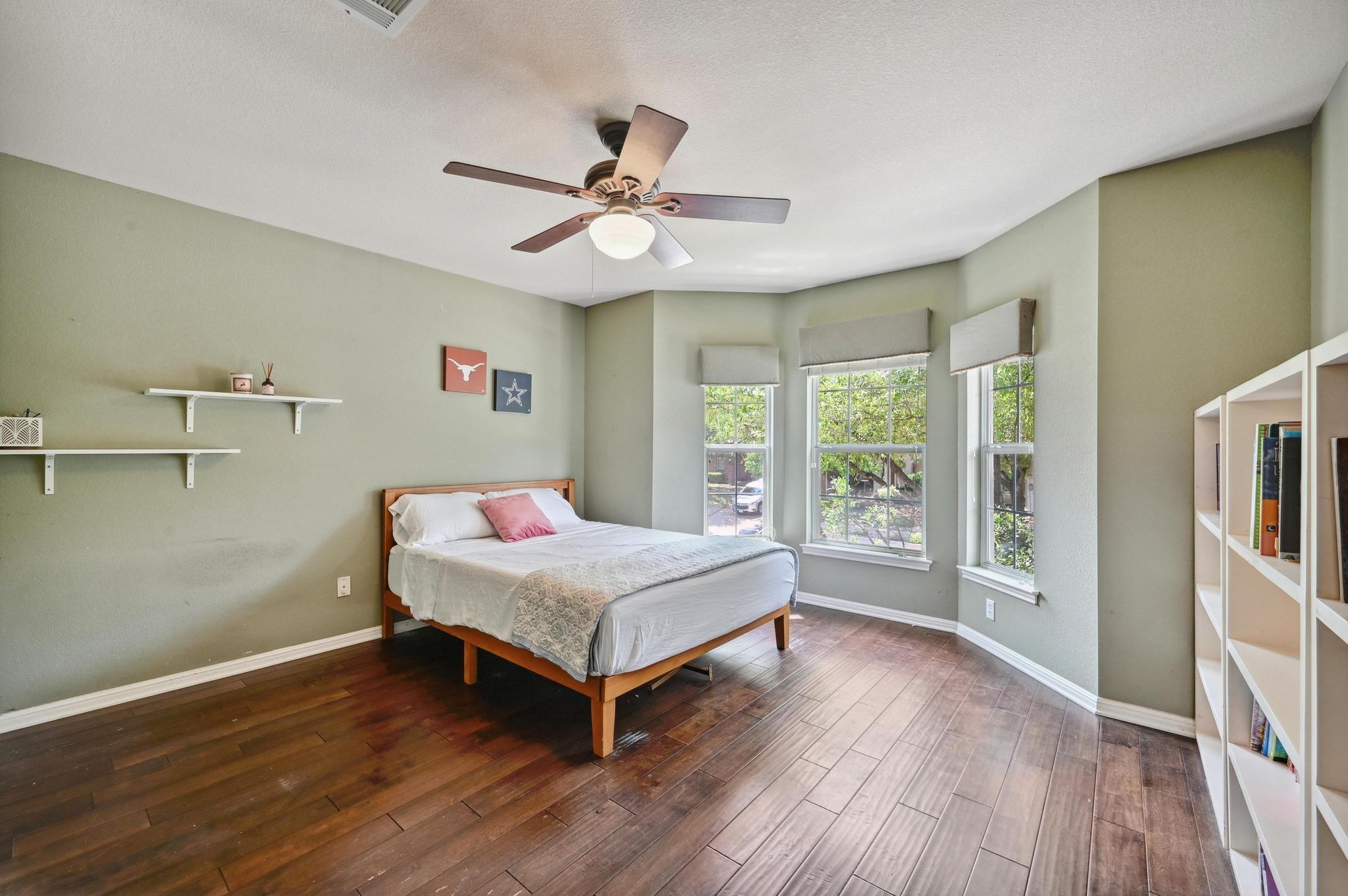 5717 Medicine Creek Crk, Austin, TX 78735