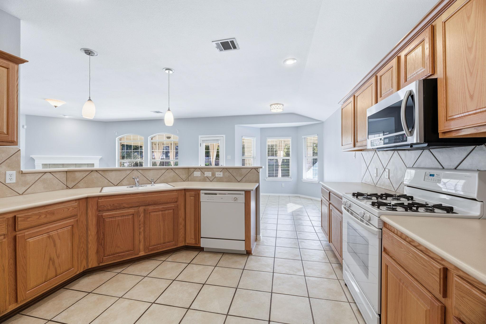 14525 Ballimamore Dr, Austin, TX 78717