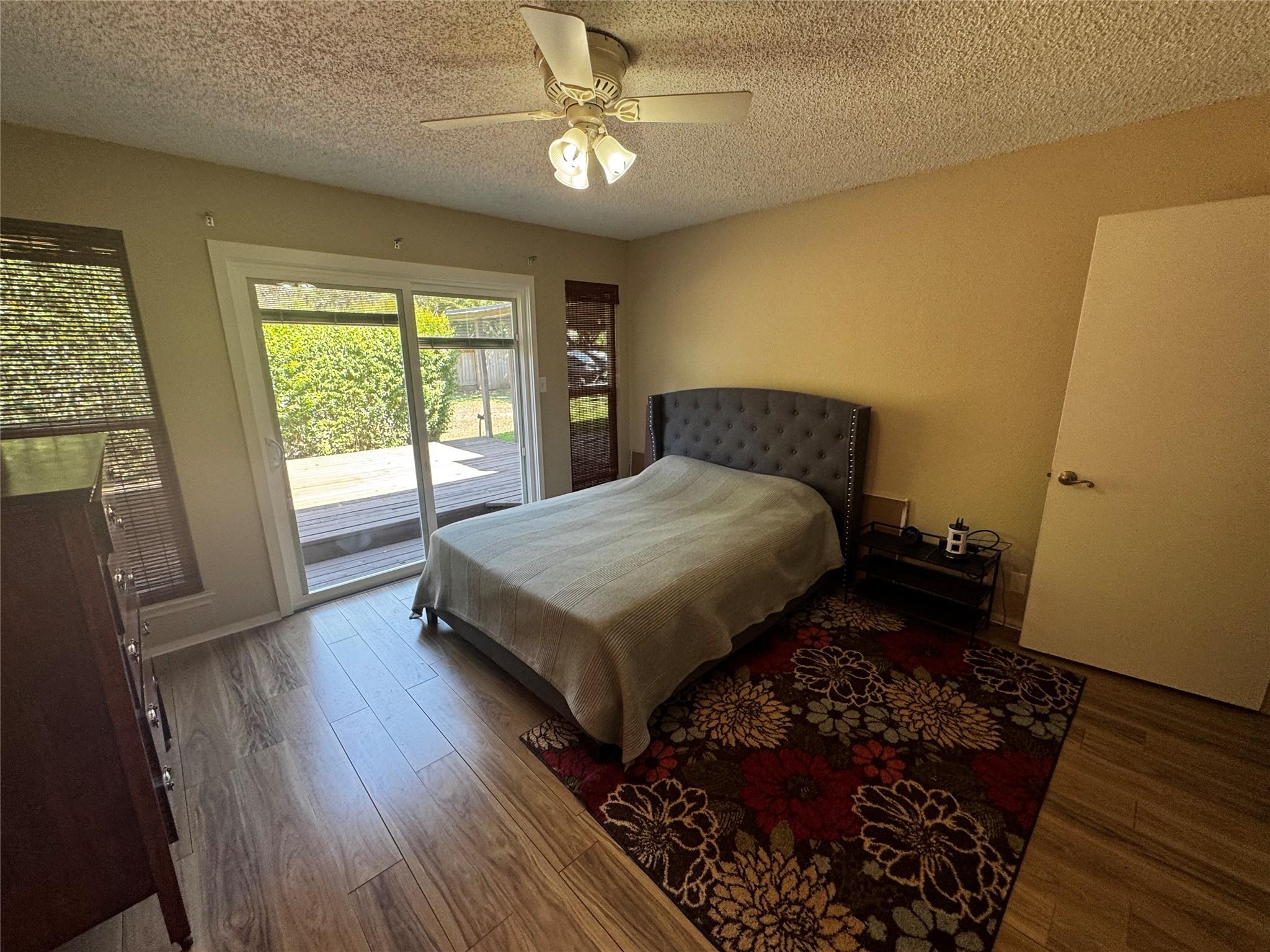 407 Hillside Dr, Round Rock, TX 78681