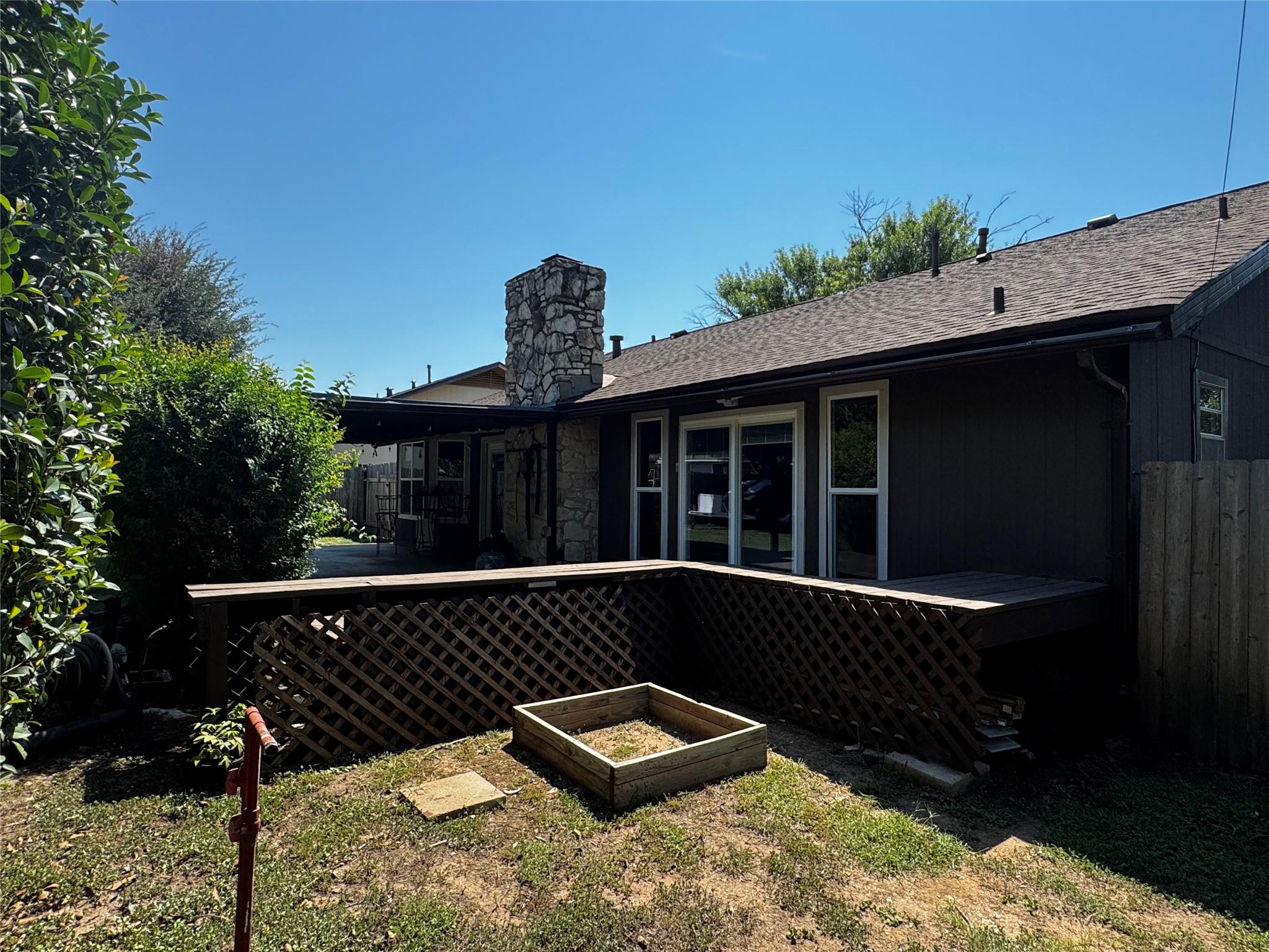 407 Hillside Dr, Round Rock, TX 78681