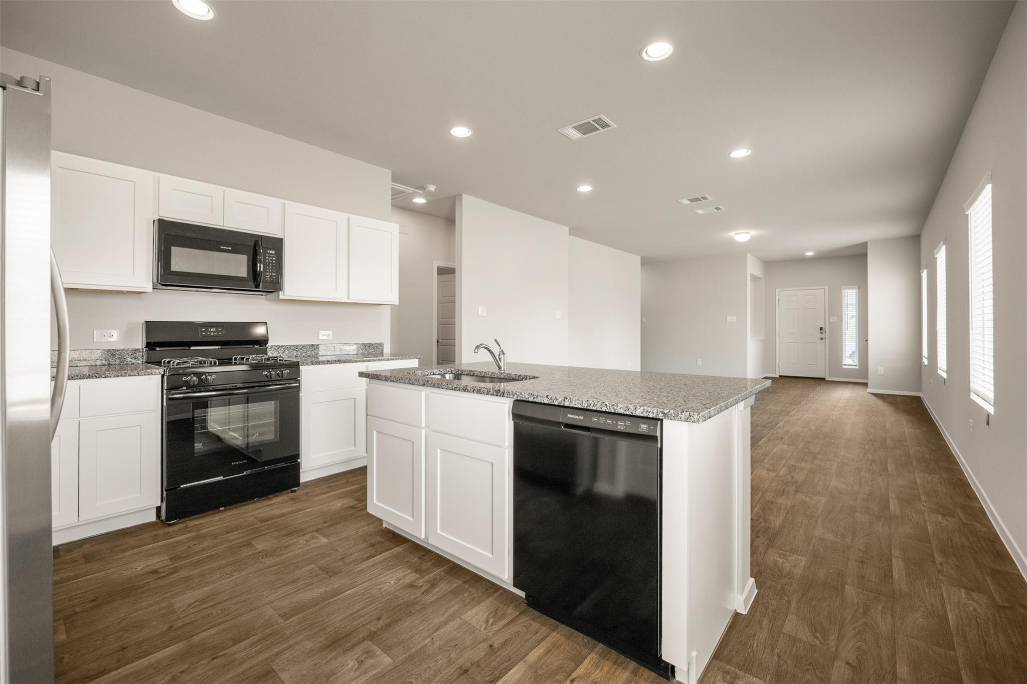 334 Jade St, Maxwell, TX 78656