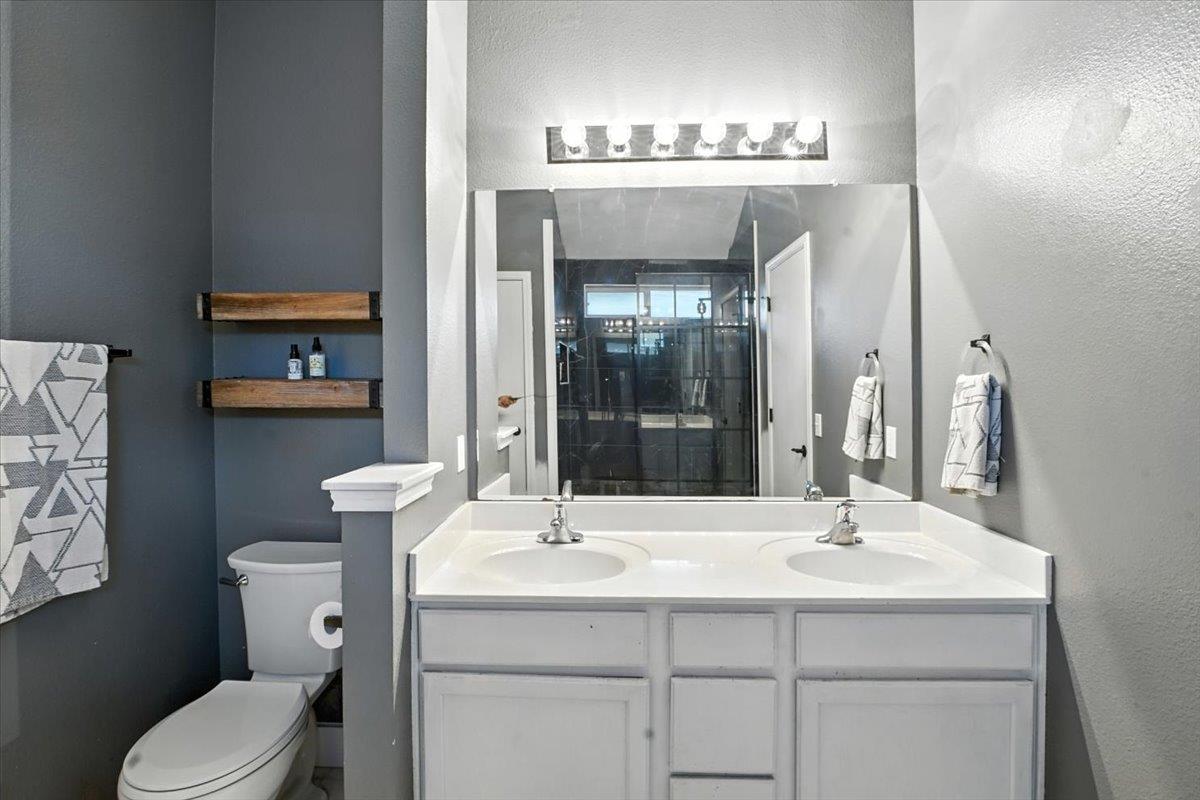 6001 Andross Ct, Hutto, TX 78634