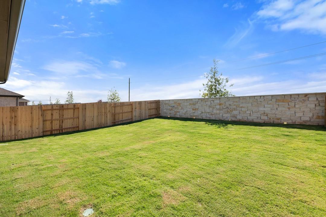200 Brandywine Road, Hutto, TX 78634