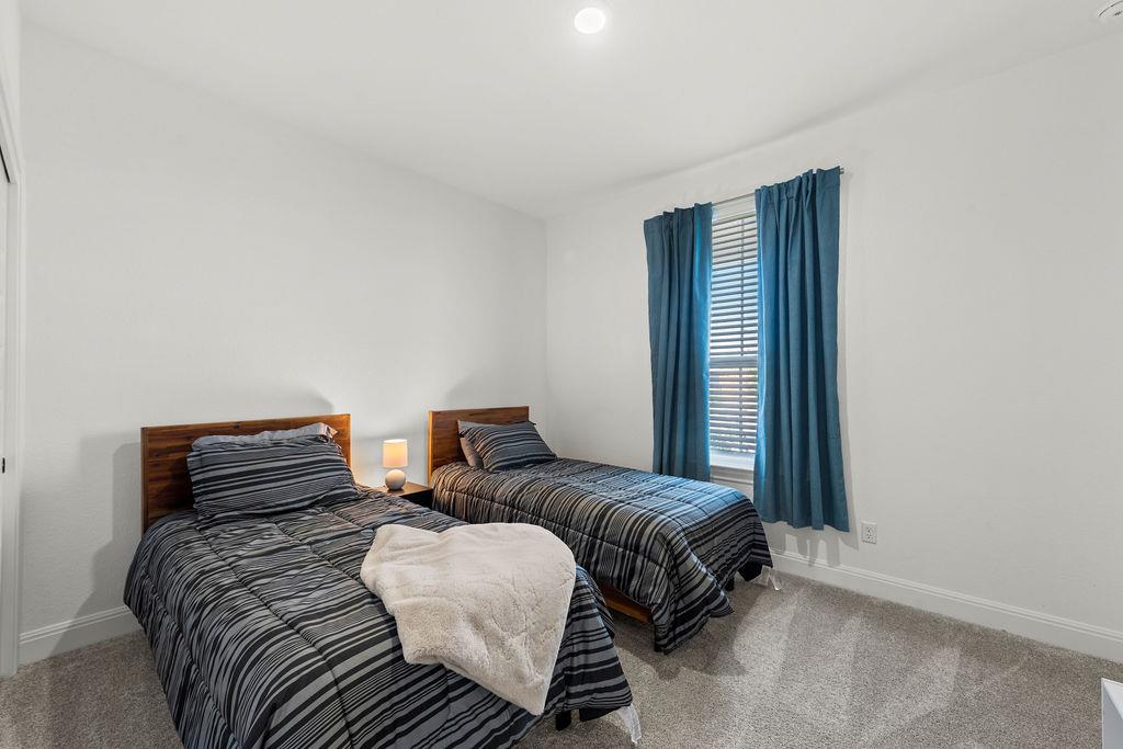 279 Fish Trap Rd, Dripping Springs, TX 78620