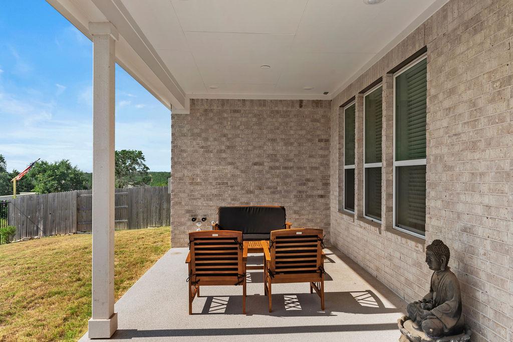 279 Fish Trap Rd, Dripping Springs, TX 78620