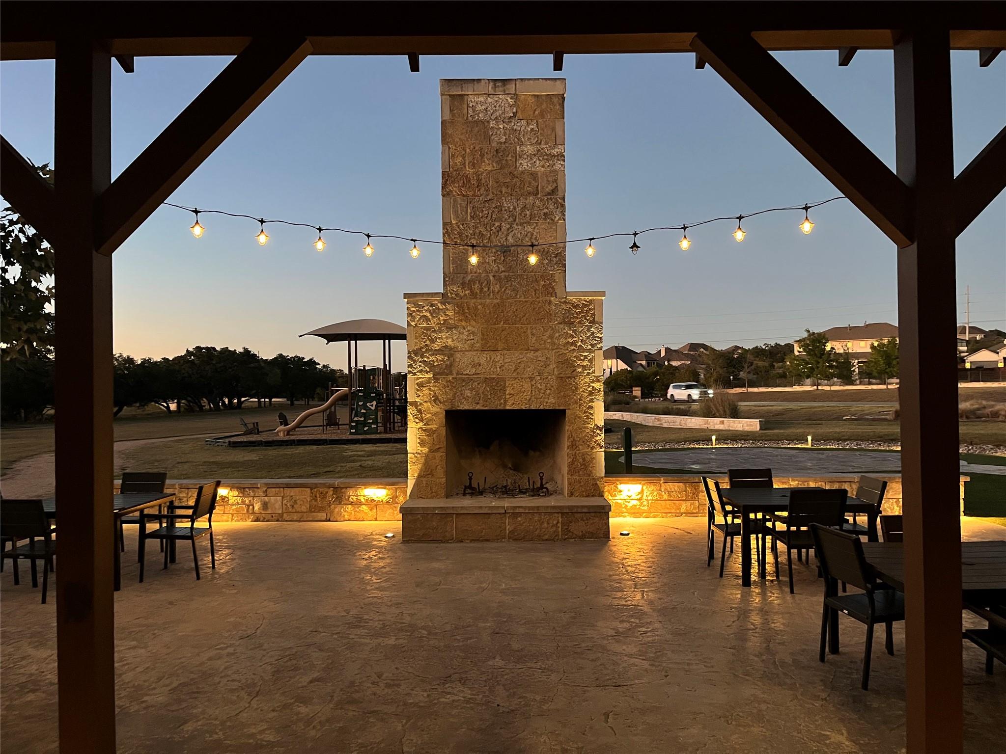 279 Fish Trap Rd, Dripping Springs, TX 78620