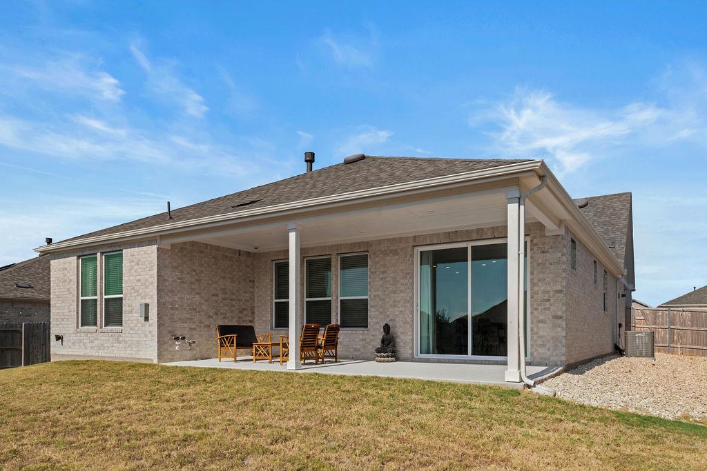 279 Fish Trap Rd, Dripping Springs, TX 78620