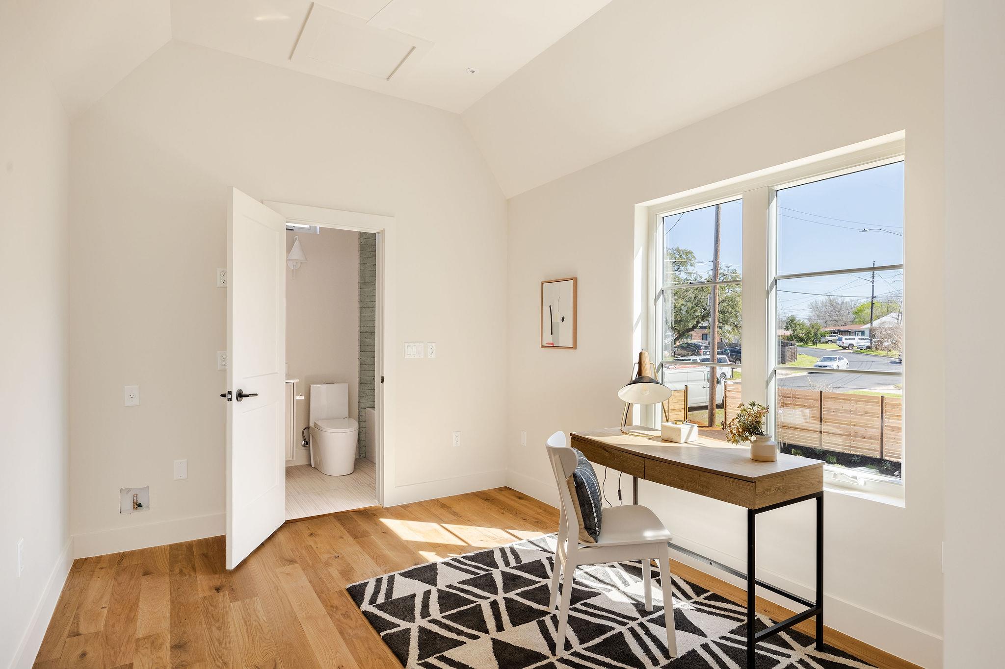 1802 Overhill Dr, Austin, TX 78721