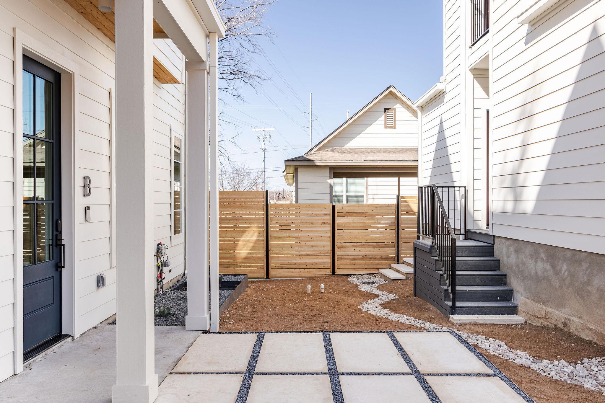 1802 Overhill Dr, Austin, TX 78721