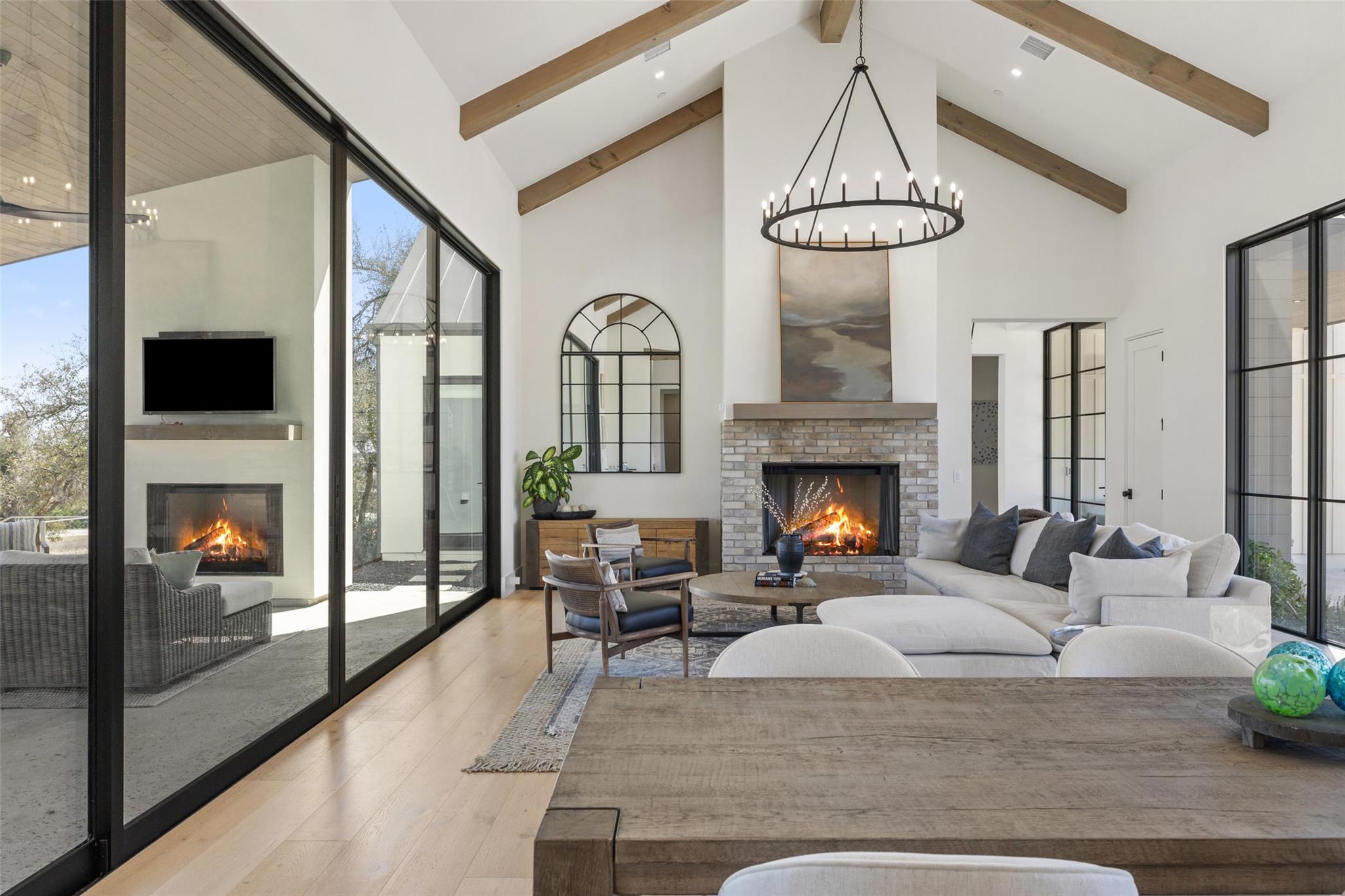 5805 Twin Peaks Trce, Austin, TX 78738