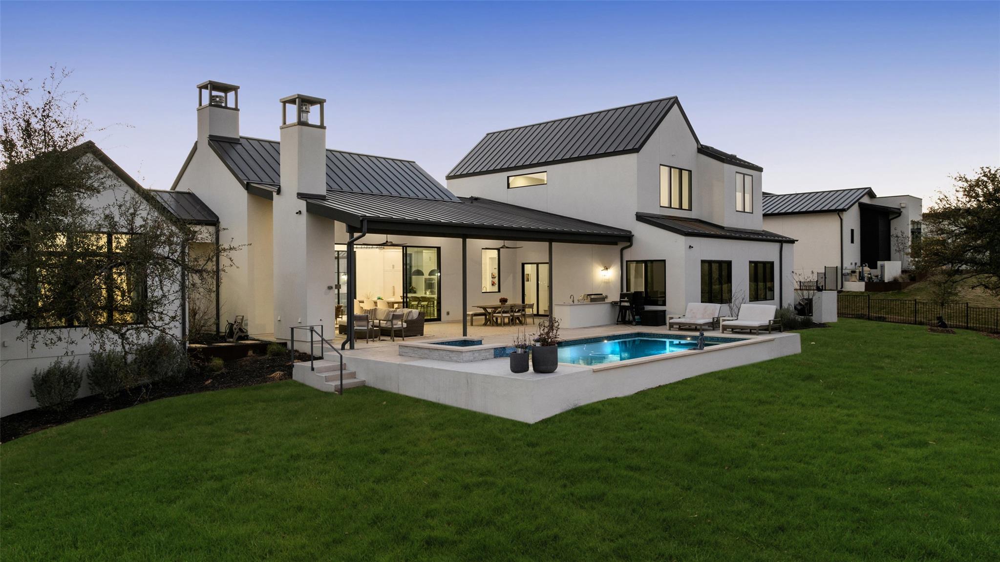 5805 Twin Peaks Trce, Austin, TX 78738