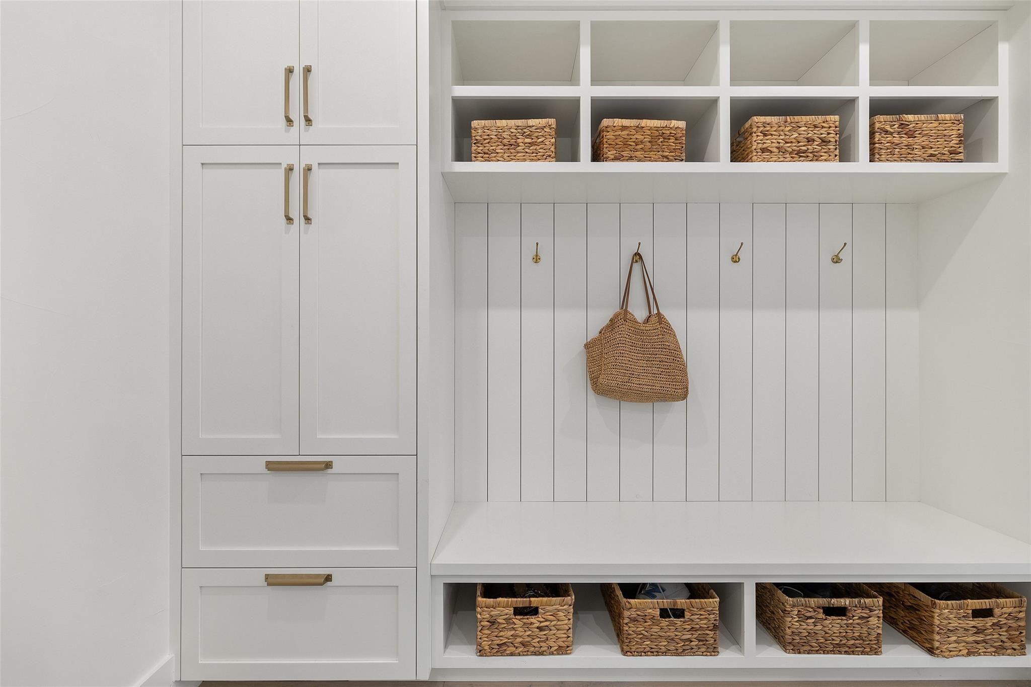 5805 Twin Peaks Trce, Austin, TX 78738