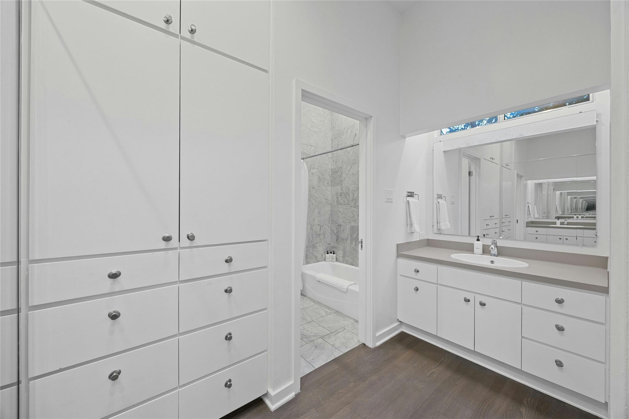 2909 Stratford Dr, Austin, TX 78746